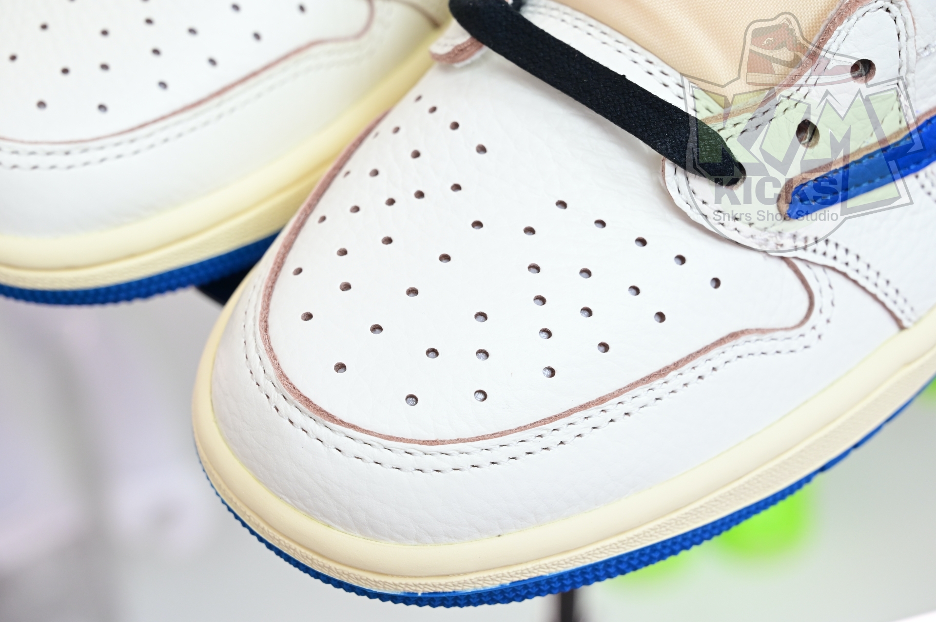 Travis Scott x Jordan Air Jordan 1 Low OG