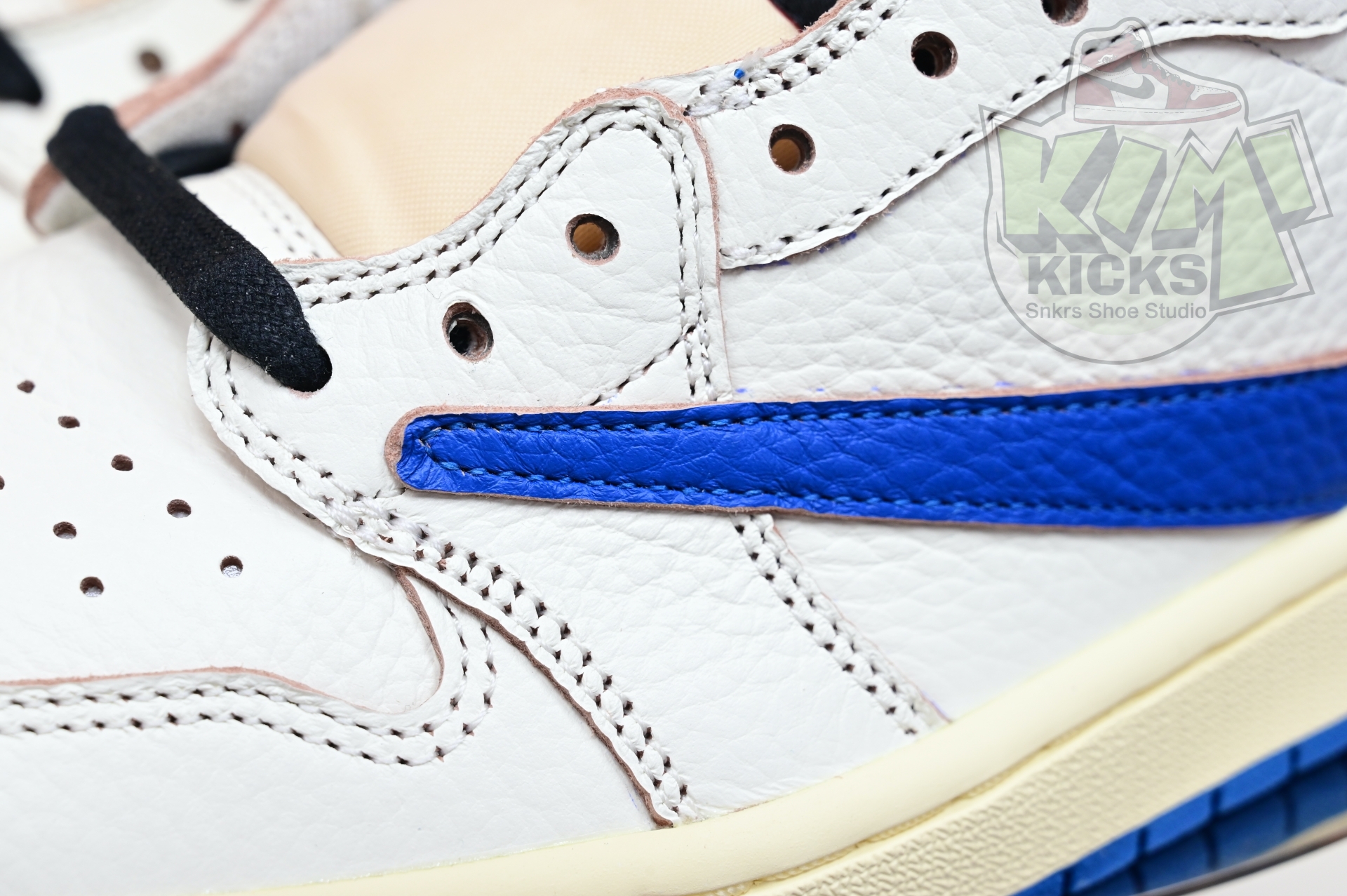 Travis Scott x Jordan Air Jordan 1 Low OG