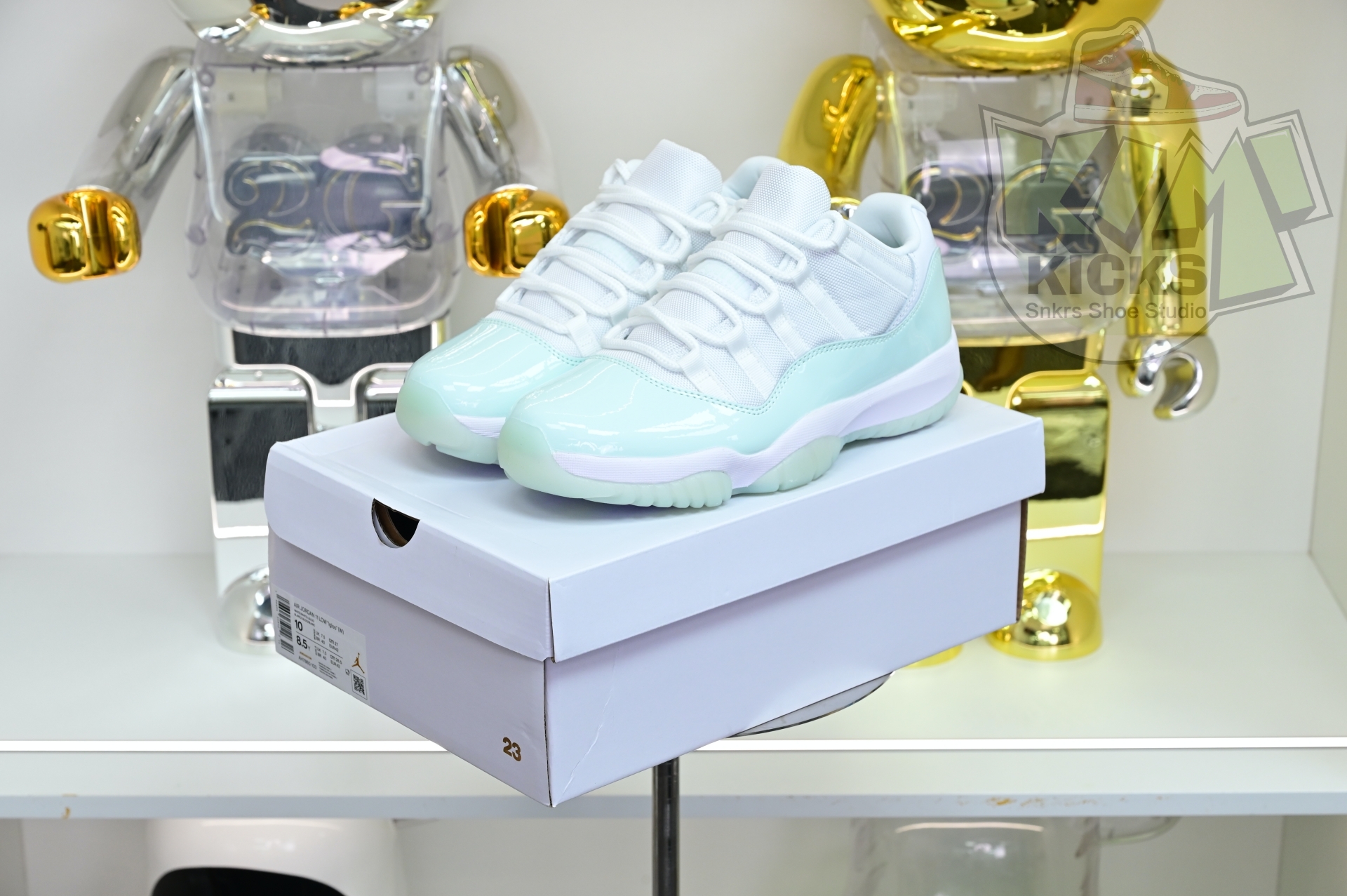 Air Jordan 11 LOW  AH7860-103