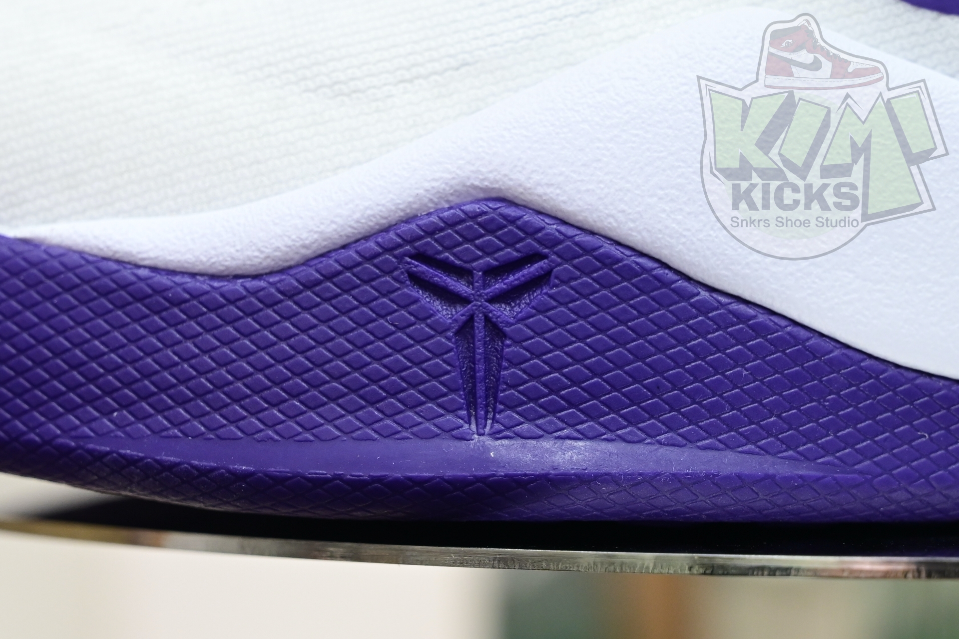 Nike Zoom Kobe 8 PROTROBTANC COURT PURPLE    HF7485 001