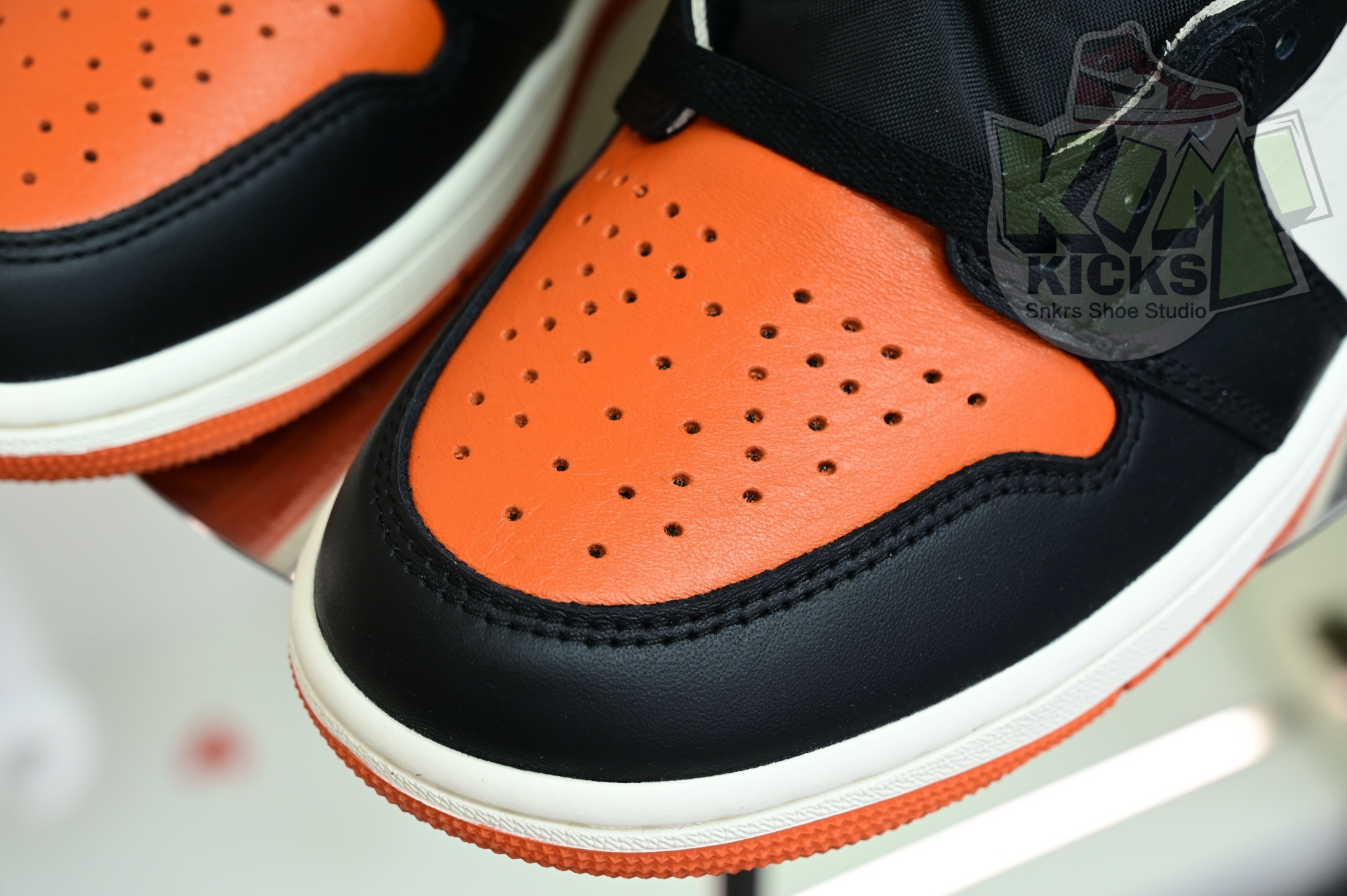 Air Jordan 1“Shattered Backboard” DZ5485-008