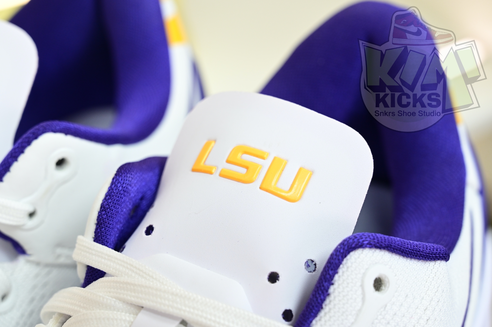 Nike Zoom Kobe 8 PROTROBTANC COURT PURPLE    HF7485 001