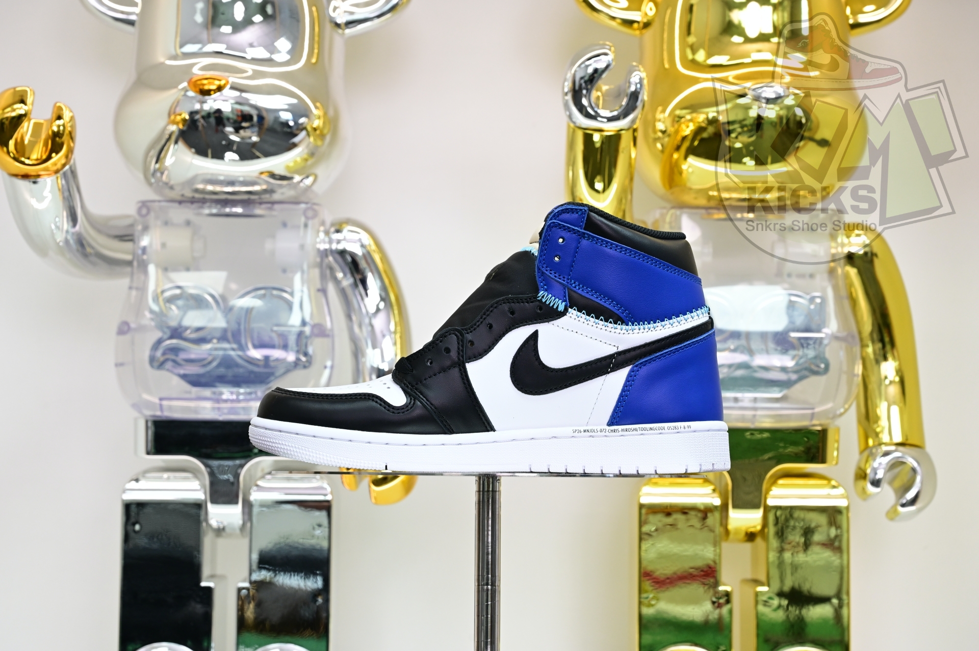 Air Jordan 1  UNDEFEATED x fragment design HIGH OG 107847-001