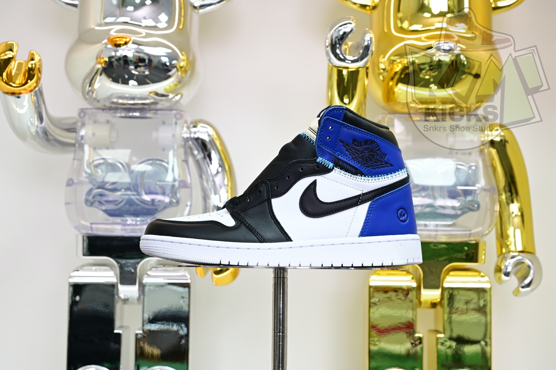 Air Jordan 1  UNDEFEATED x fragment design HIGH OG 107847-001