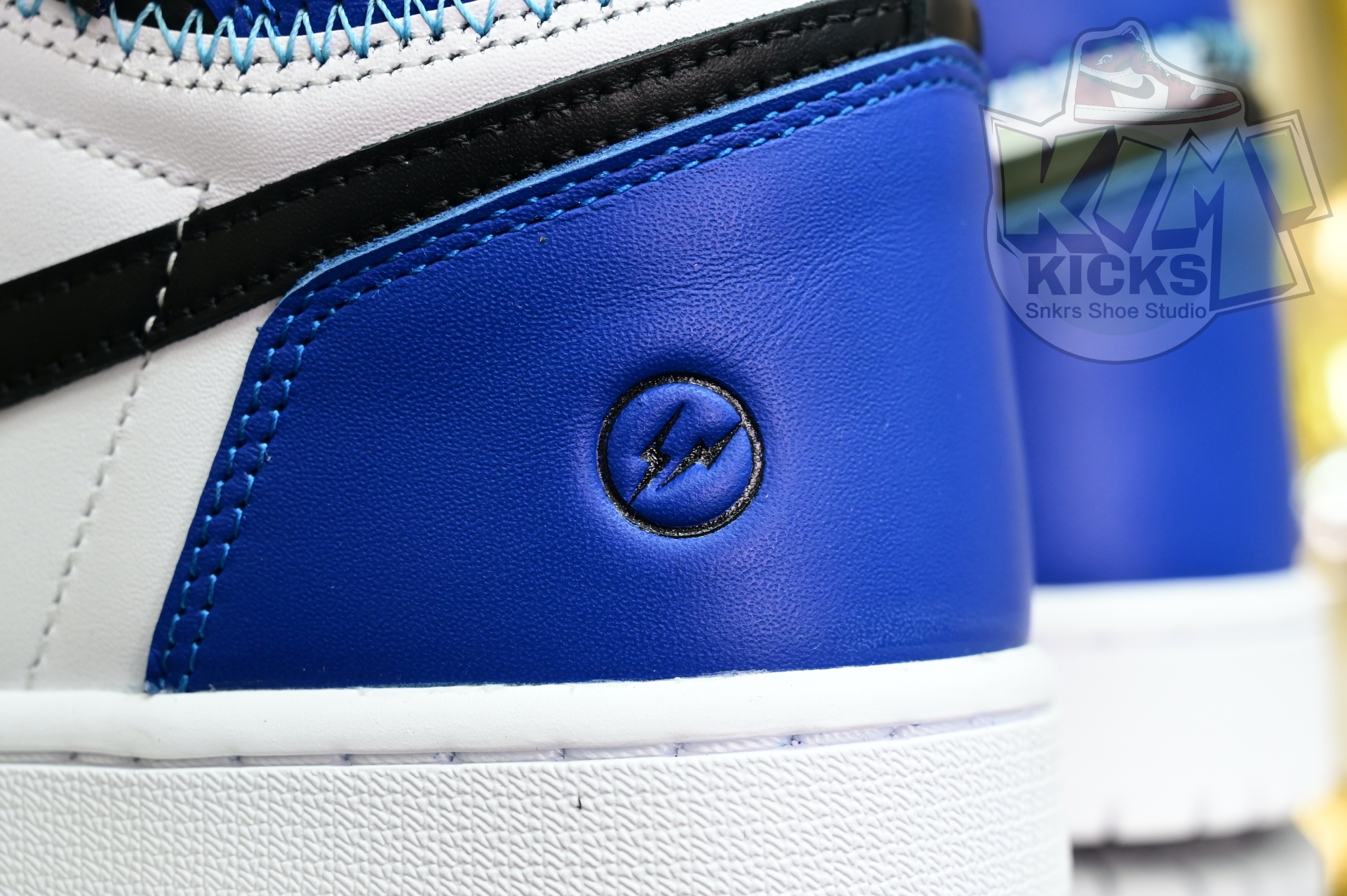 Air Jordan 1  UNDEFEATED x fragment design HIGH OG 107847-001