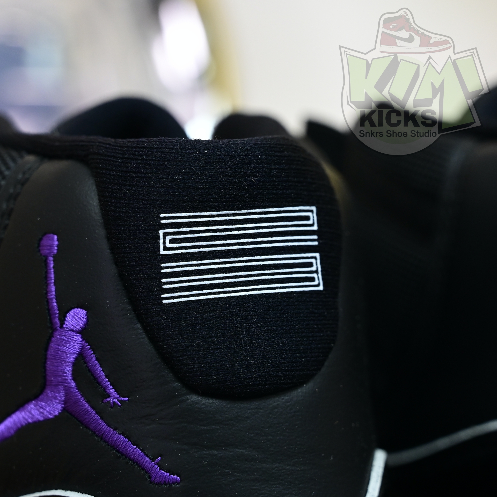 Air Jordan 11 GS Black/Barely Volt   CT8012-003