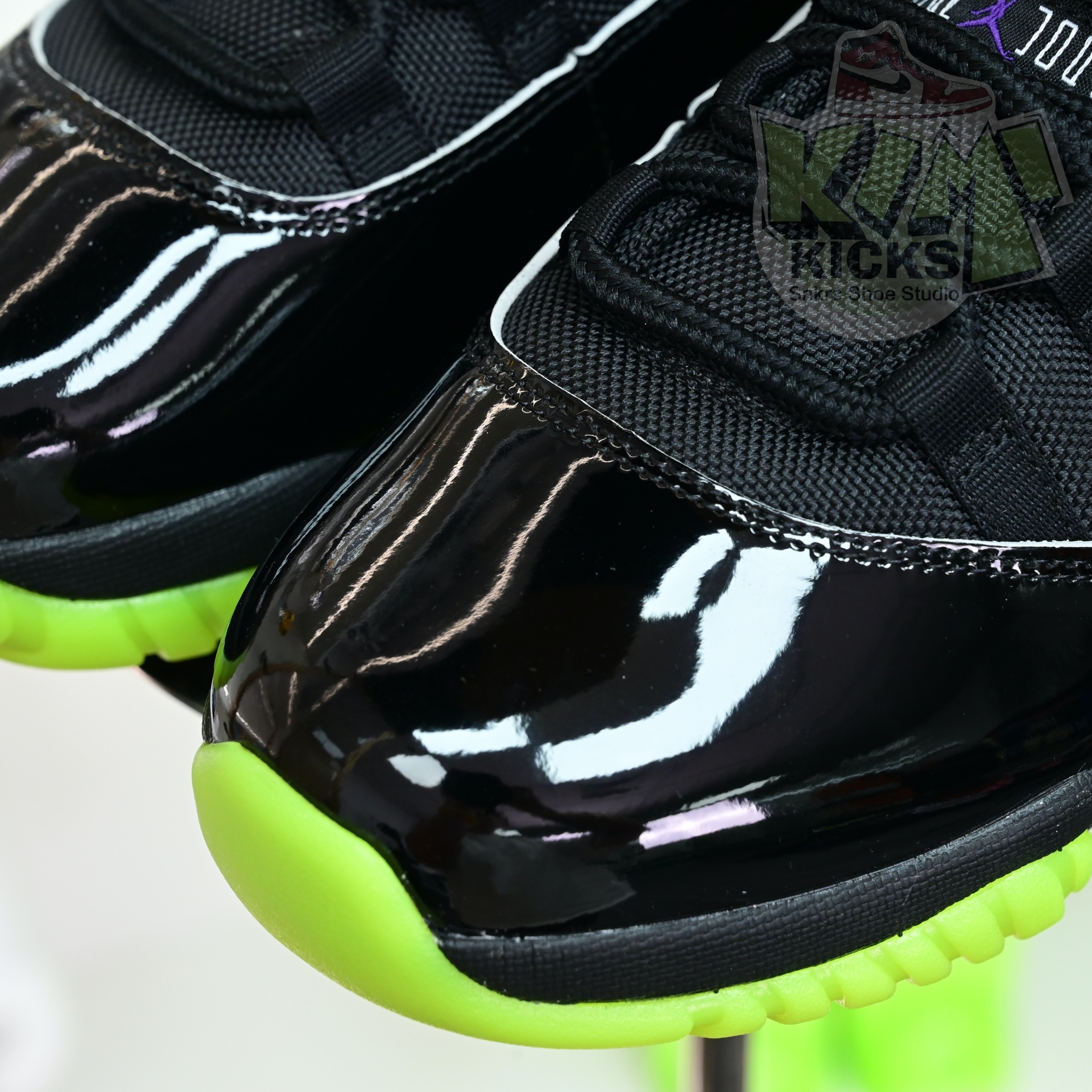 Air Jordan 11 GS Black/Barely Volt   CT8012-003