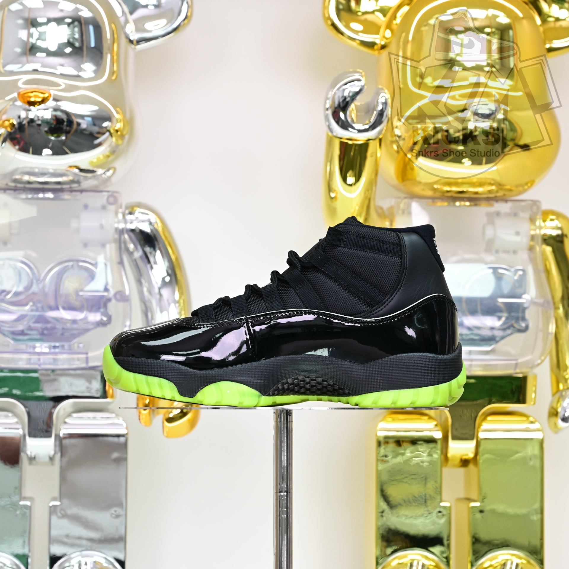 Air Jordan 11 GS Black/Barely Volt   CT8012-003