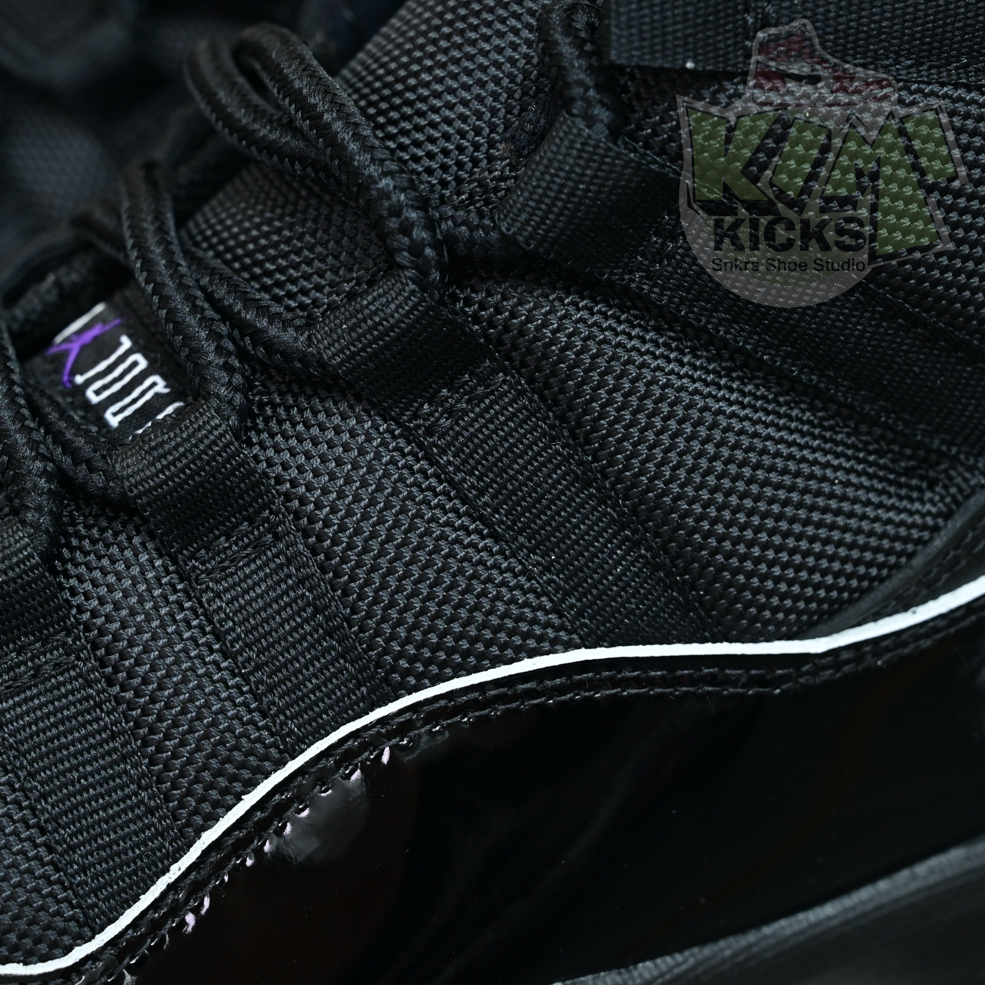 Air Jordan 11 GS Black/Barely Volt   CT8012-003