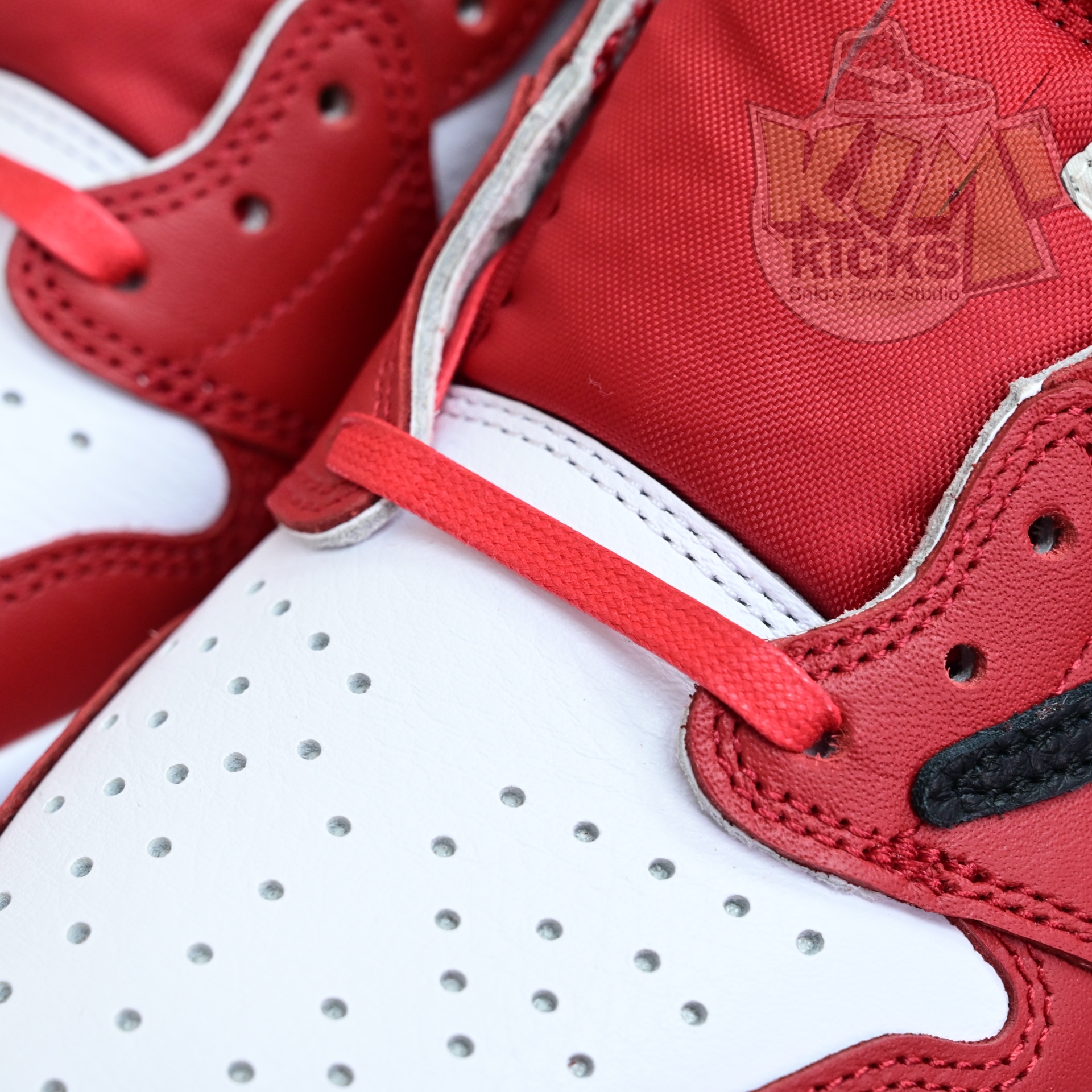 Travis Scott x Air Jordan 1  Low “Chicago”  DM7866-101