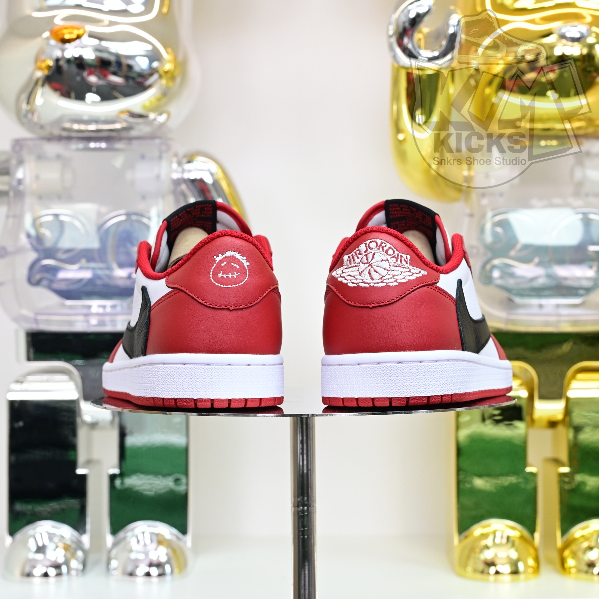 Travis Scott x Air Jordan 1  Low “Chicago”  DM7866-101