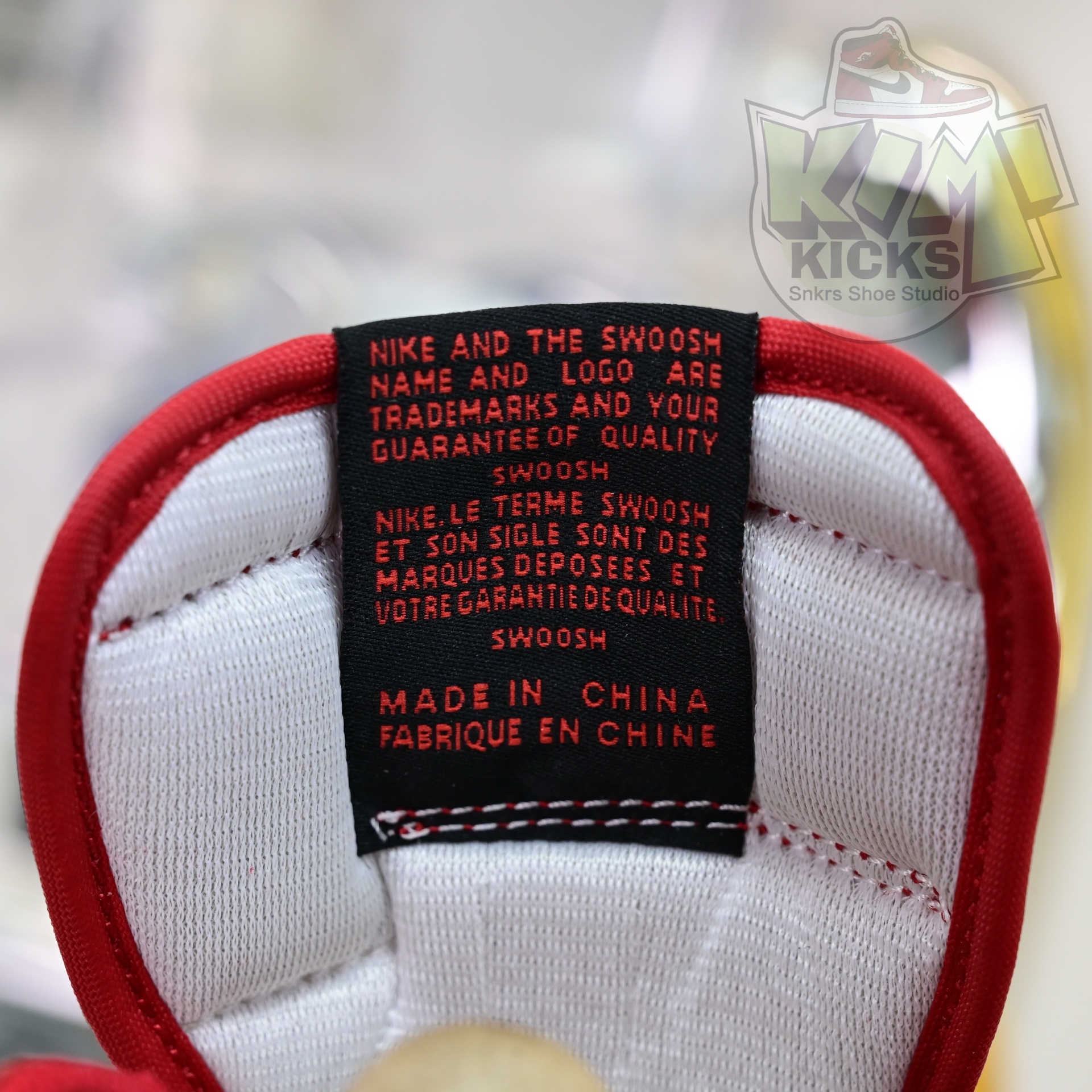 Travis Scott x Air Jordan 1  Low “Chicago”  DM7866-101