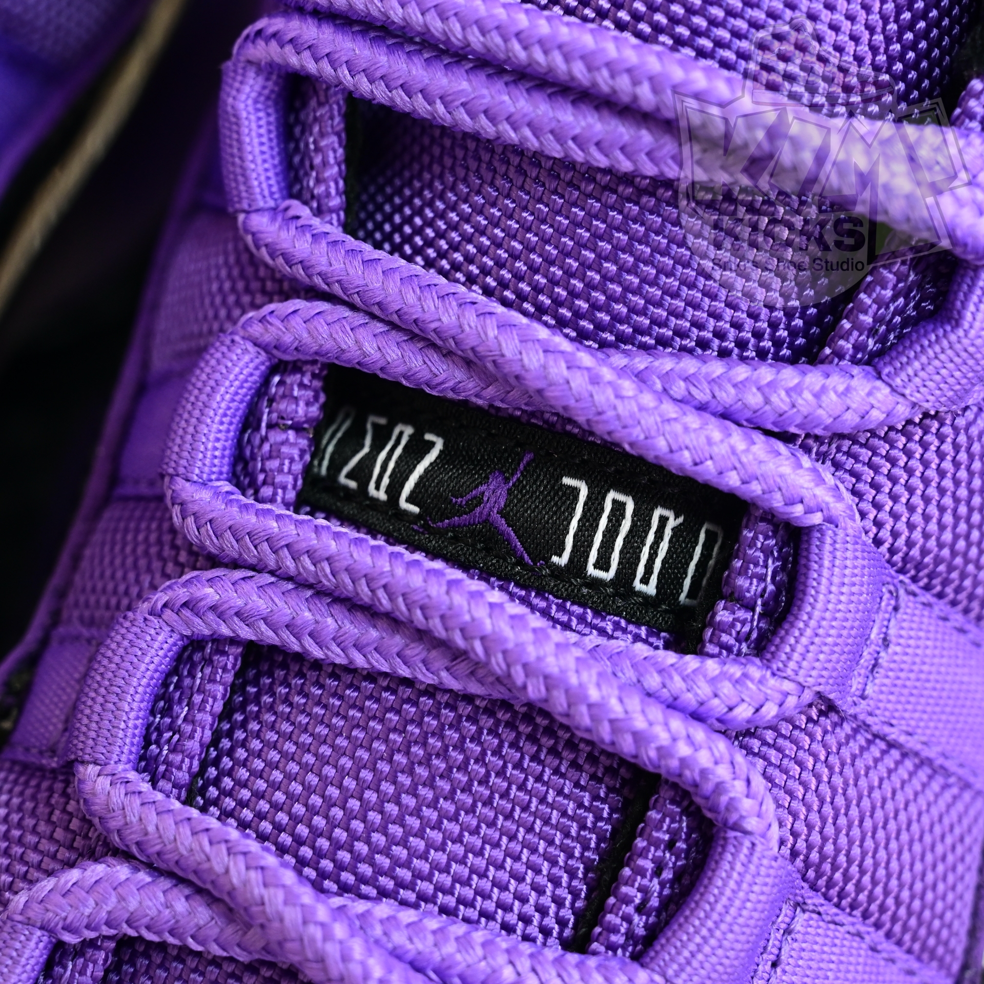 Air Jordan 11  RETRO CT8012-500