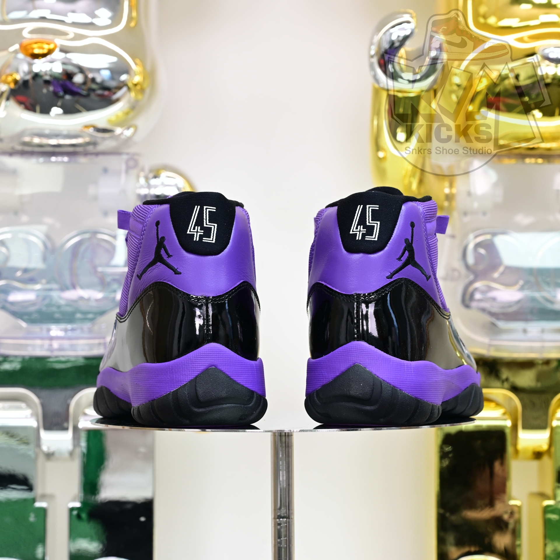 Air Jordan 11  RETRO CT8012-500