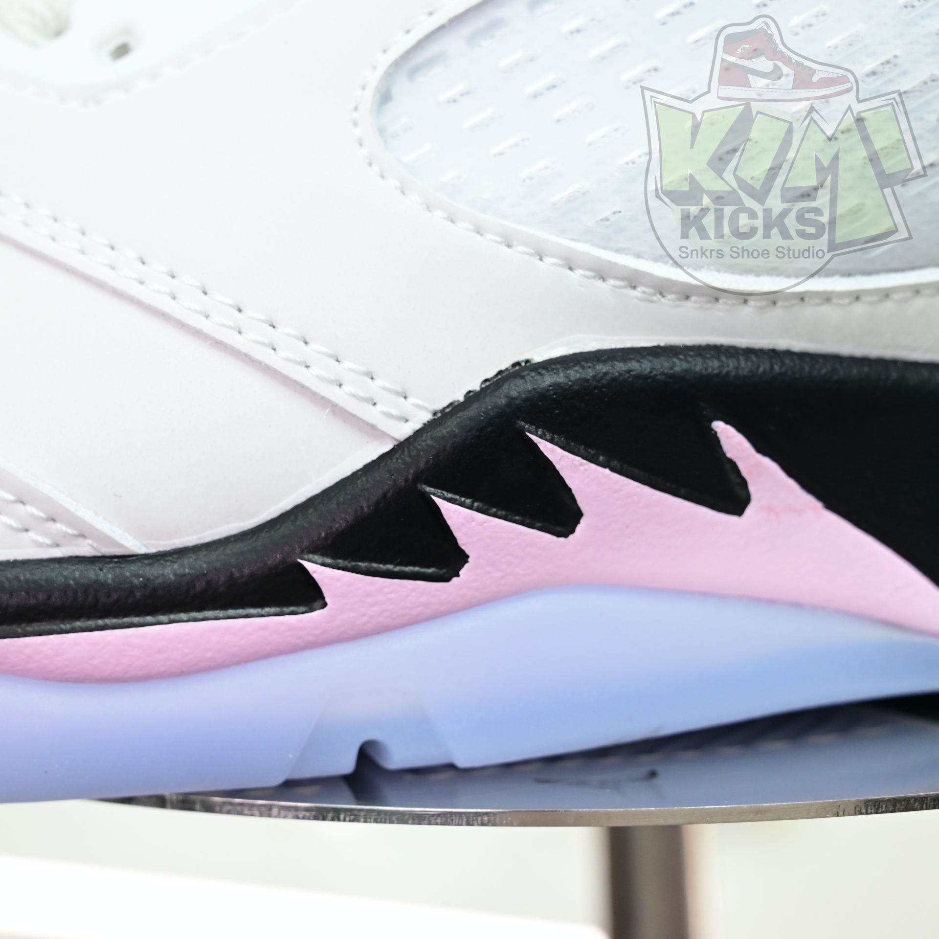Air Jordan 5“Medium Soft Pink” HQ7978-102
