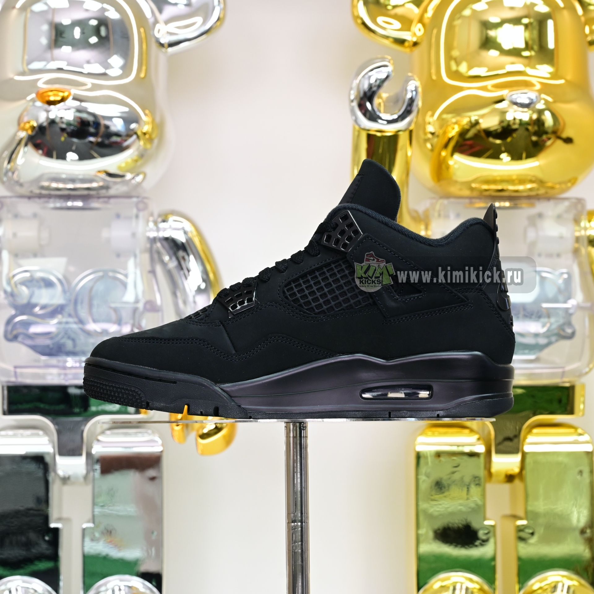 AIR JORDAN 4 RETRO 'BLACK CAT' 2025   FV5029-010