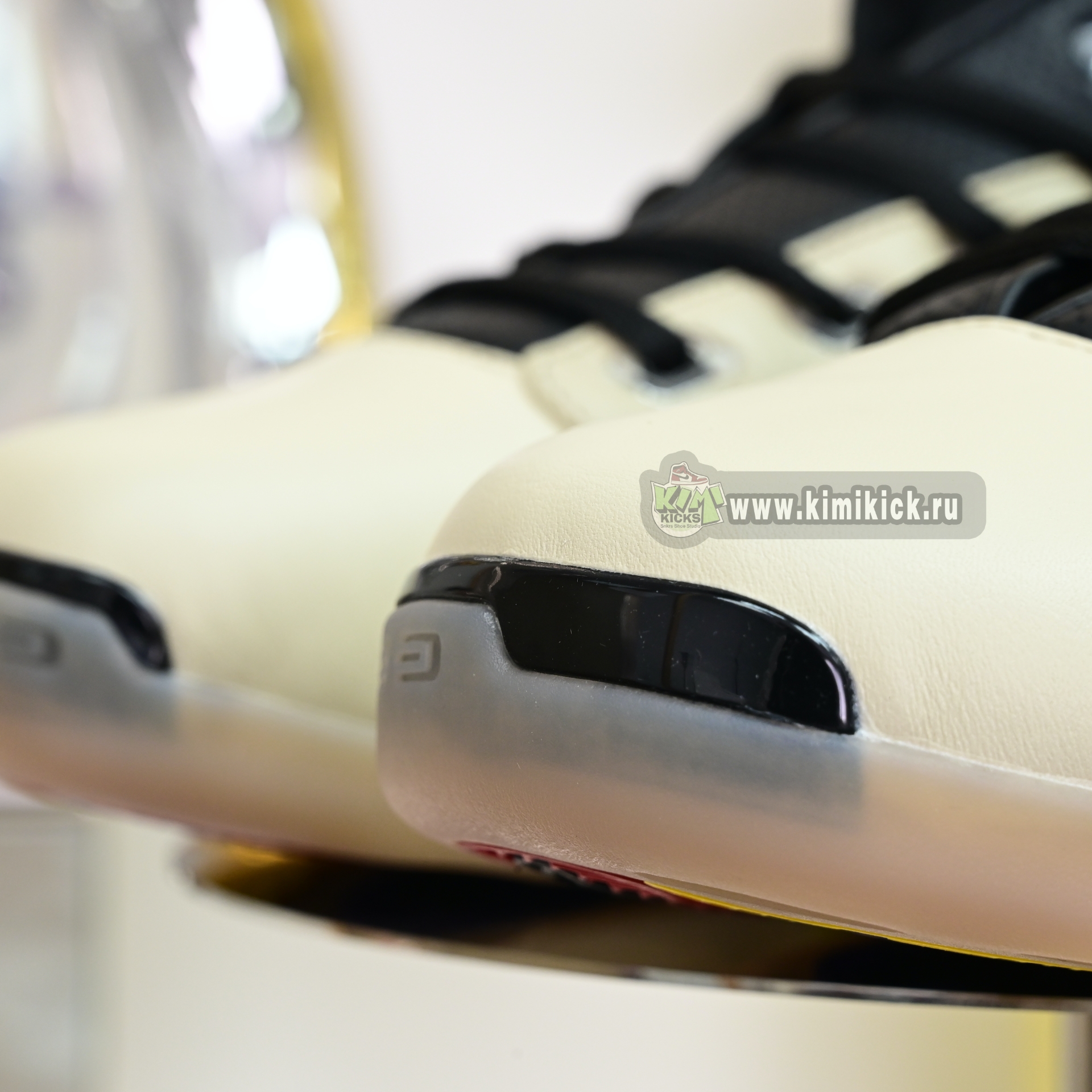 INFINITE ARCHIVES x  Air Jordan 17 Low  IH0177-200