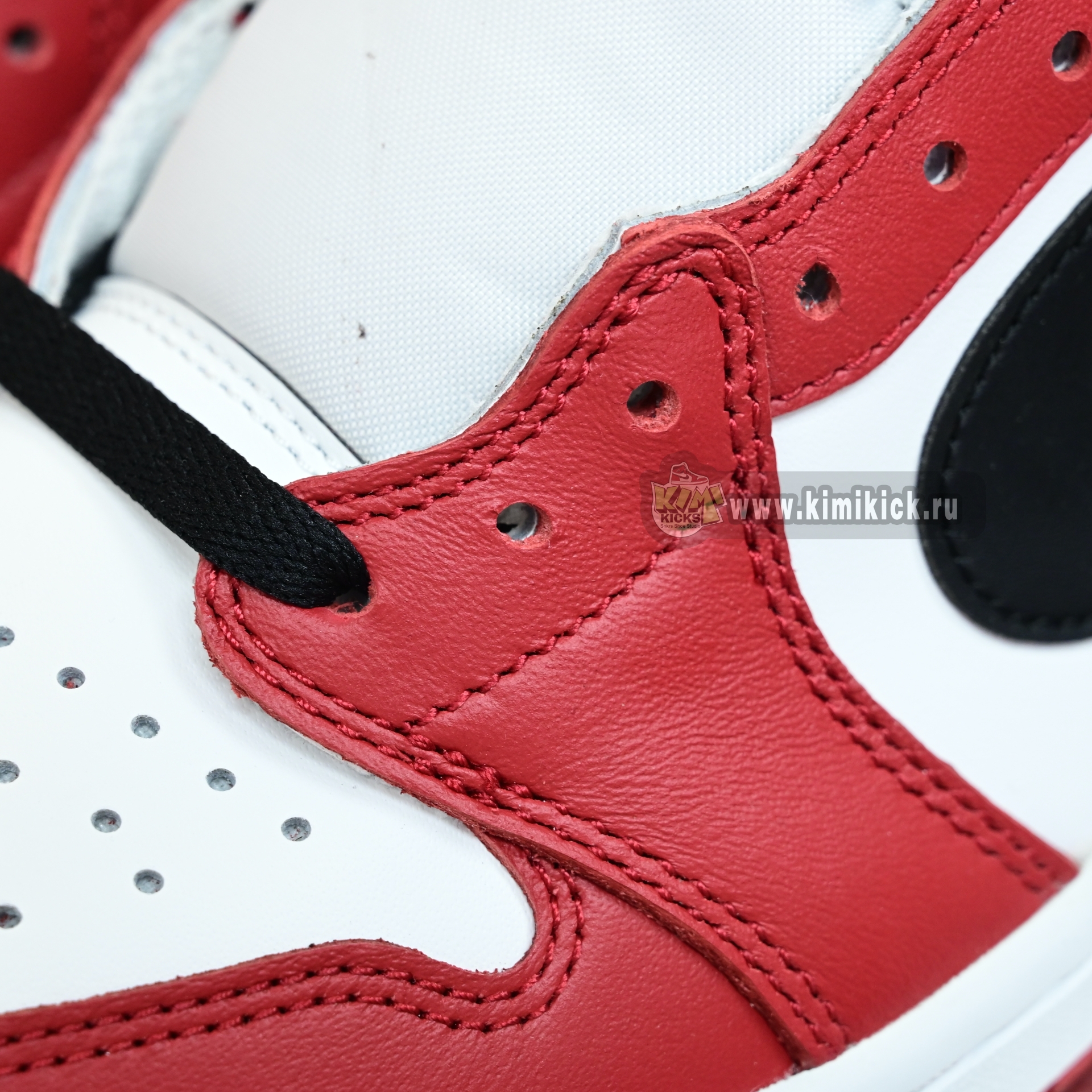 Air Jordan 1 RETRO LOW OG“Black Muslin Varsity Red” HQ6998-600