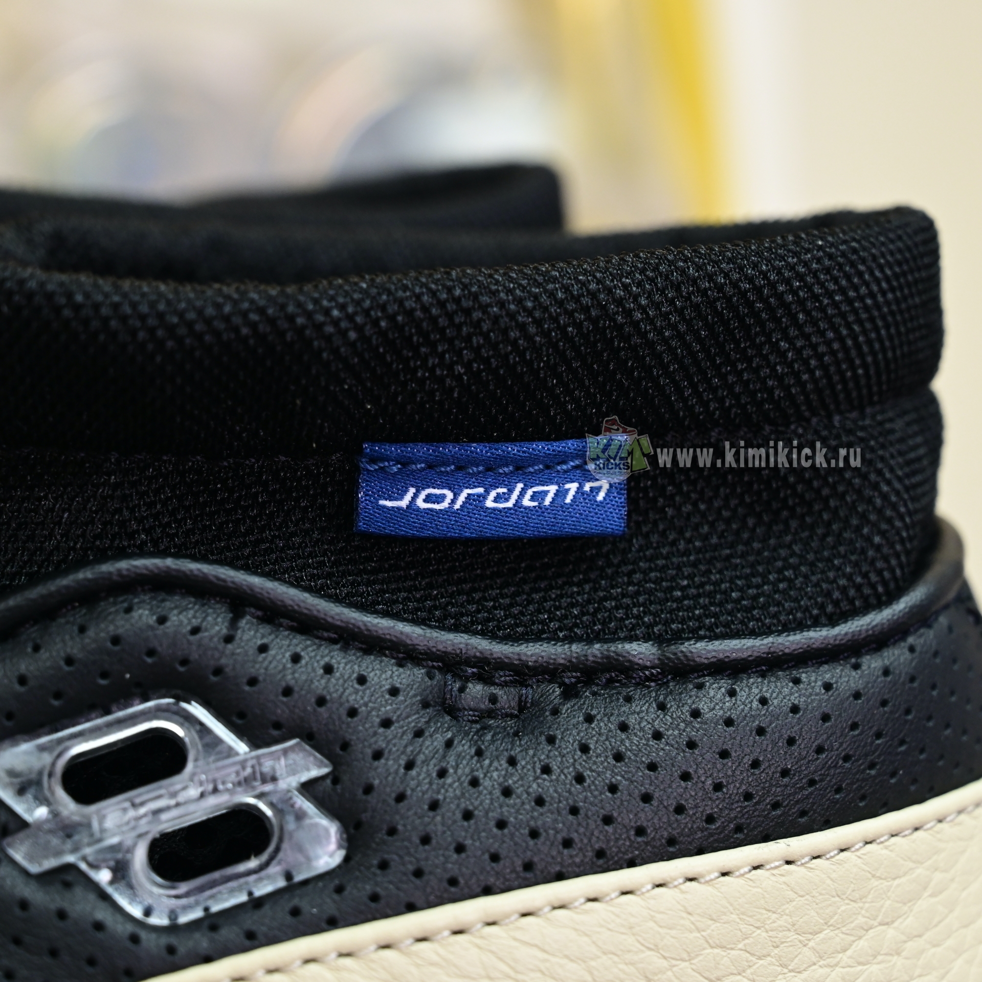 INFINITE ARCHIVES x  Air Jordan 17 Low  IH0177-200