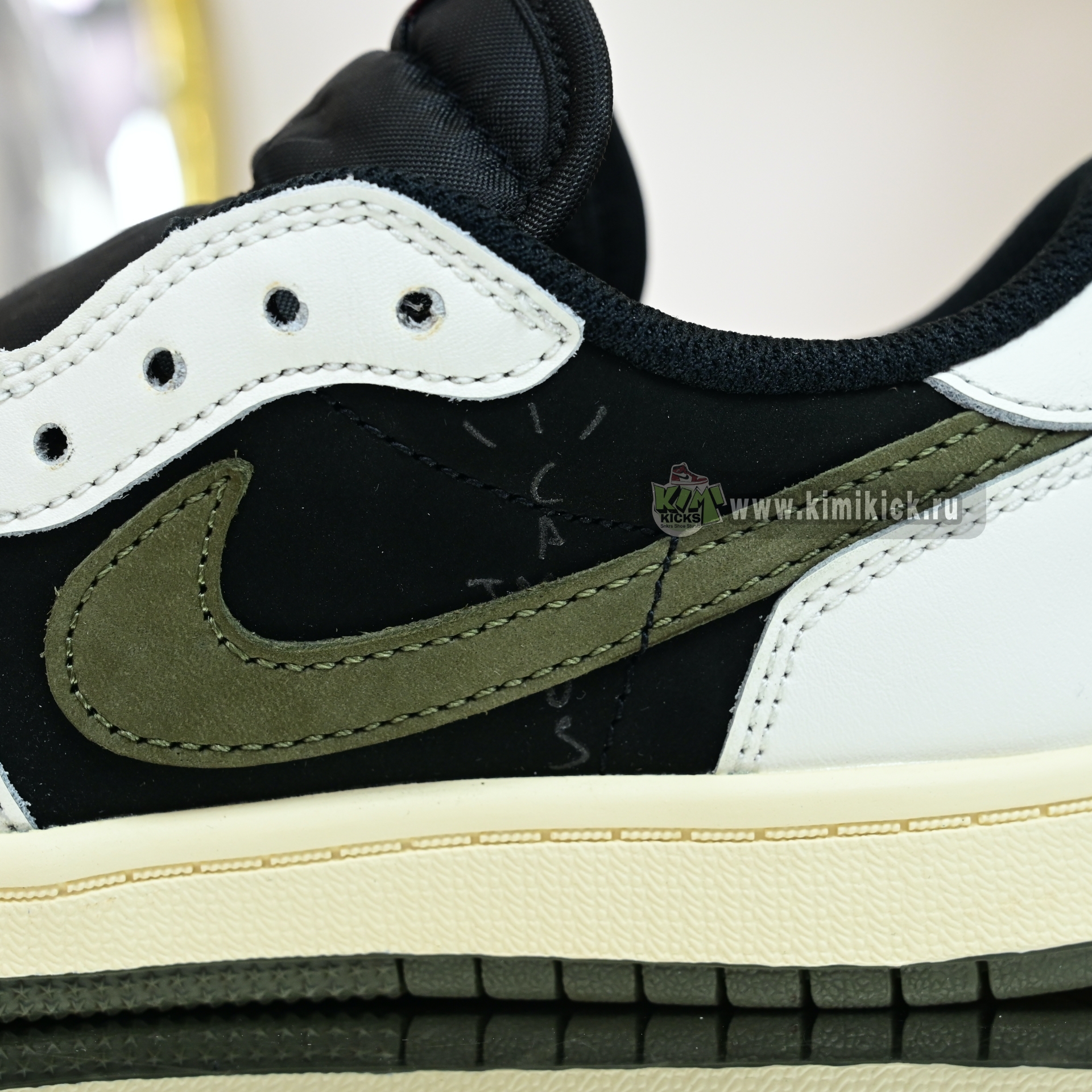 Kids Shoes Travis Scott x Air Jordan 1 Low OG