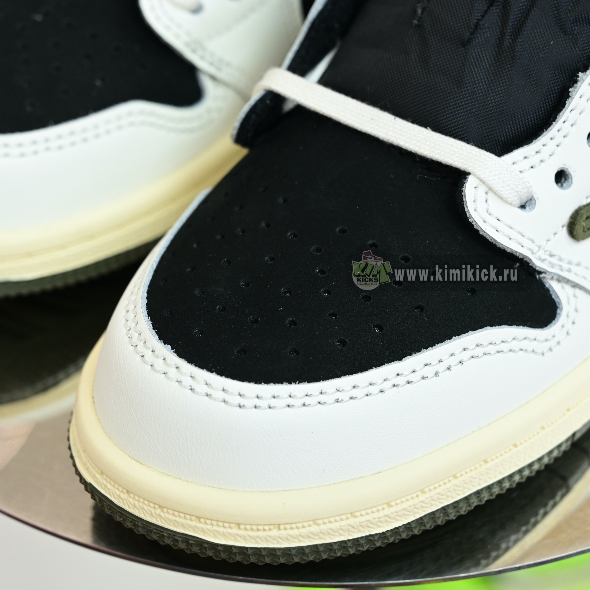 Kids Shoes Travis Scott x Air Jordan 1 Low OG