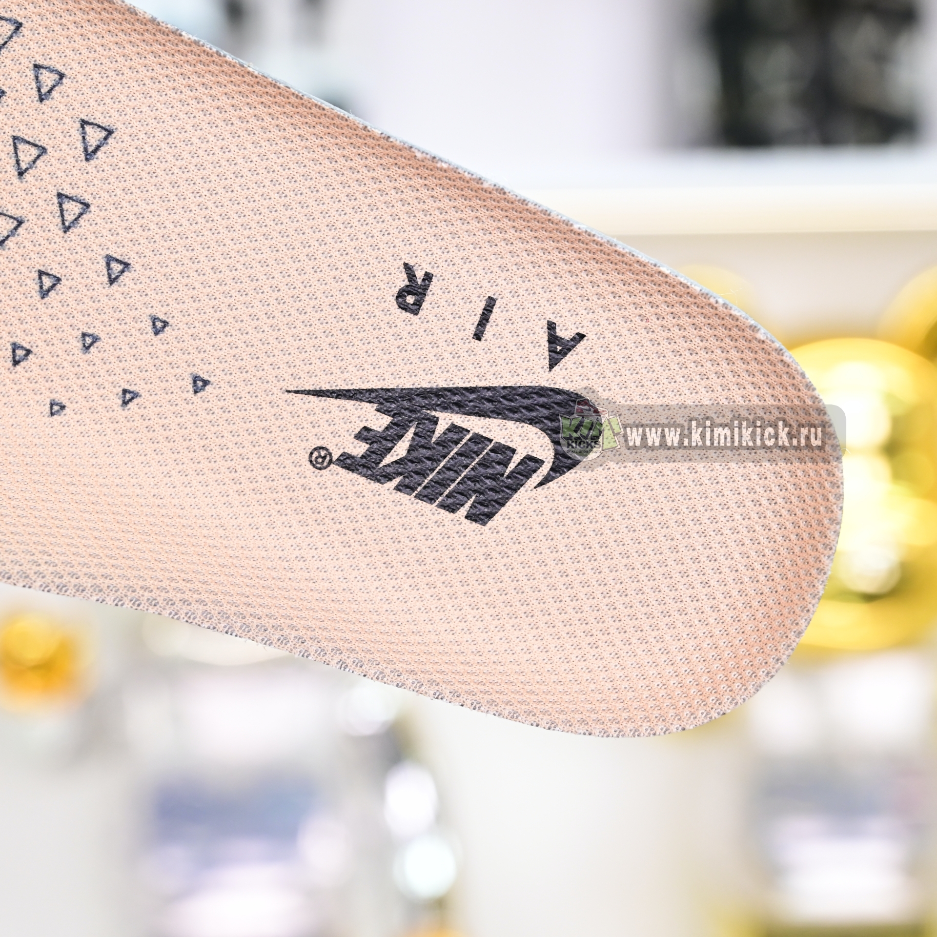 OFF-WHITE x Nike Air Force1 FD6900-200