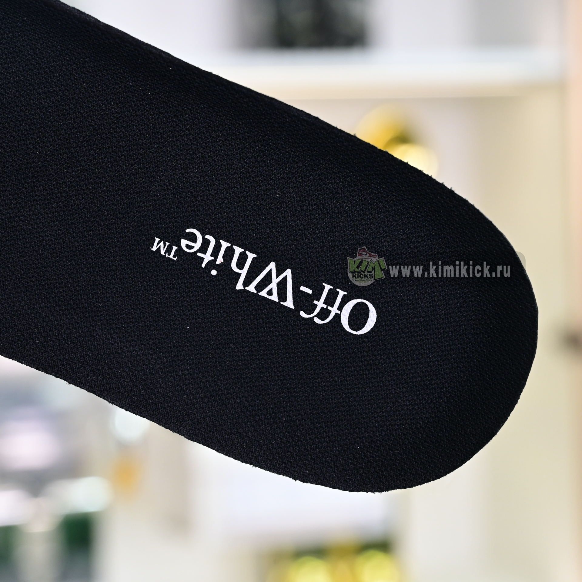 OFF-WHITE Out Of Offce