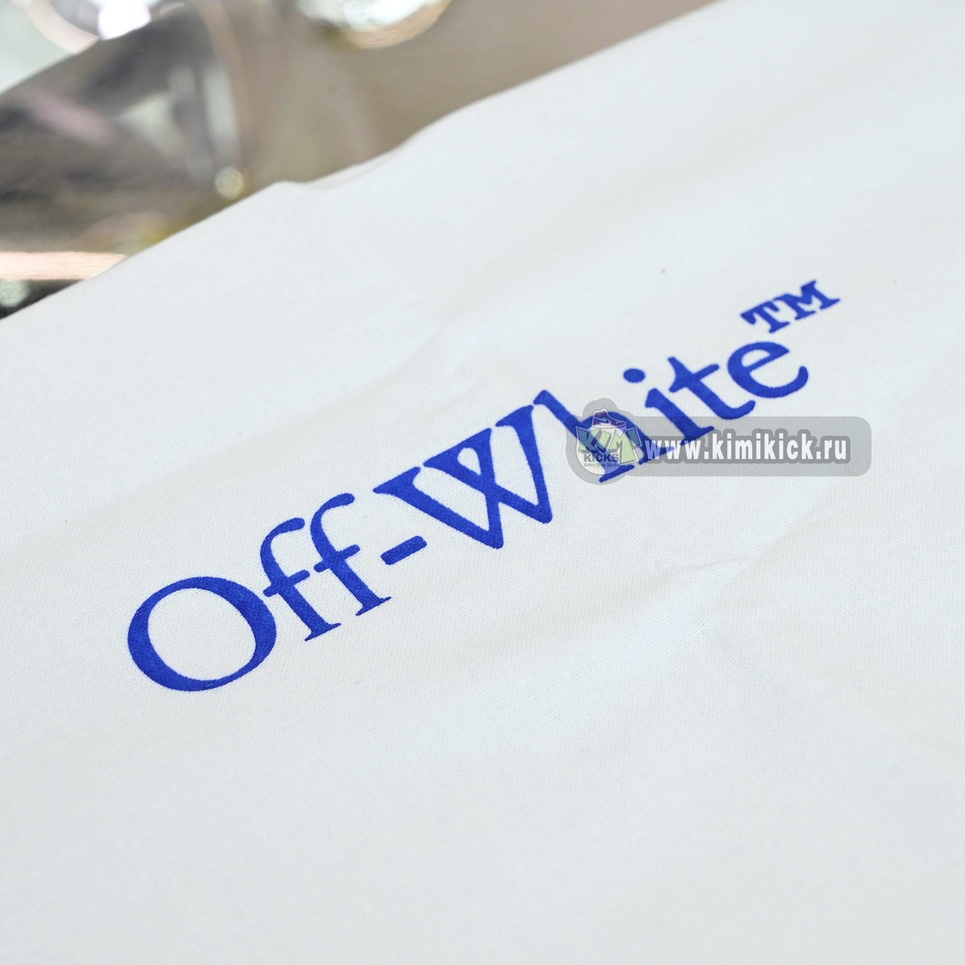 OFF-WHITE Out Of Offce