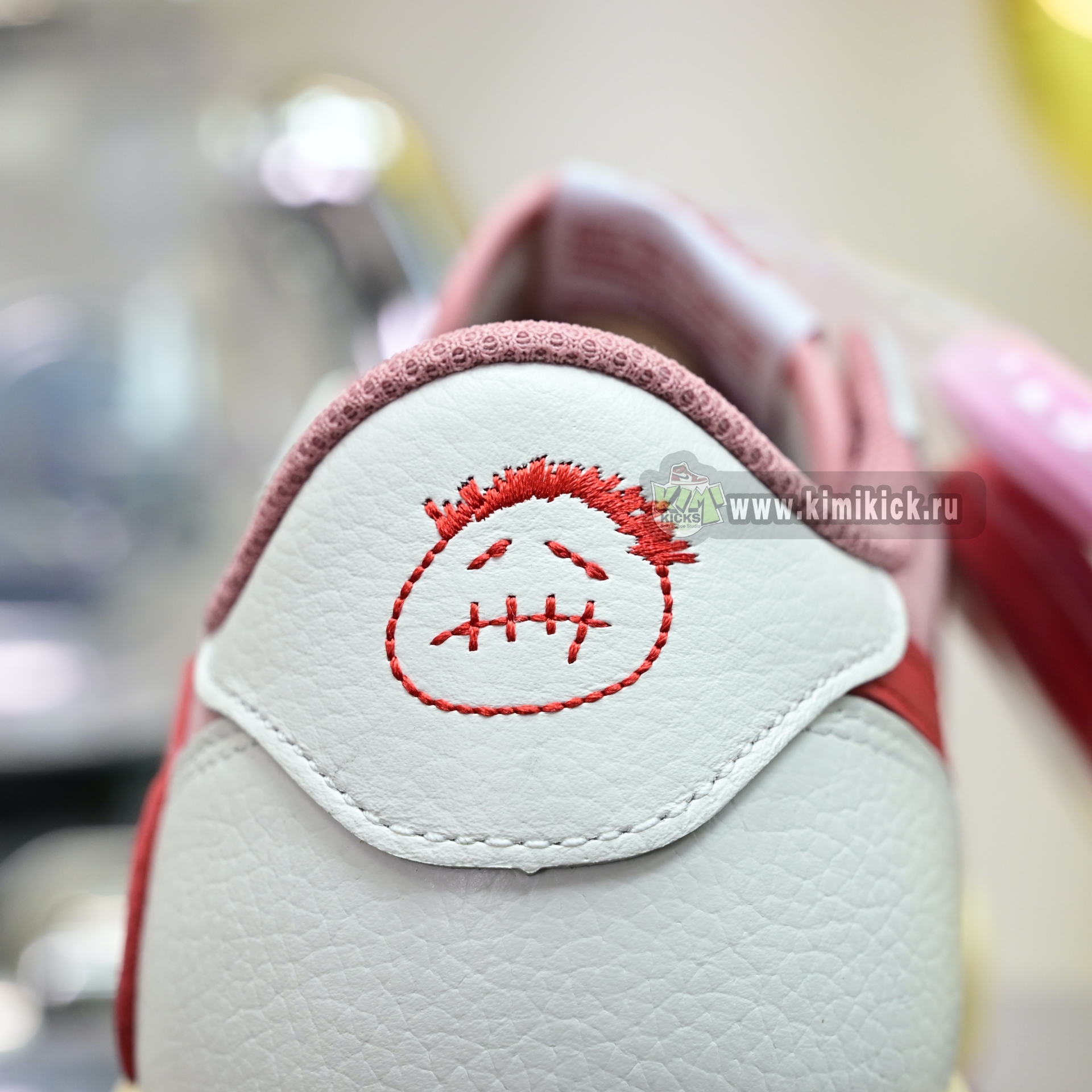 Travis Scott x Air Jordan 1  Low DM7866-100