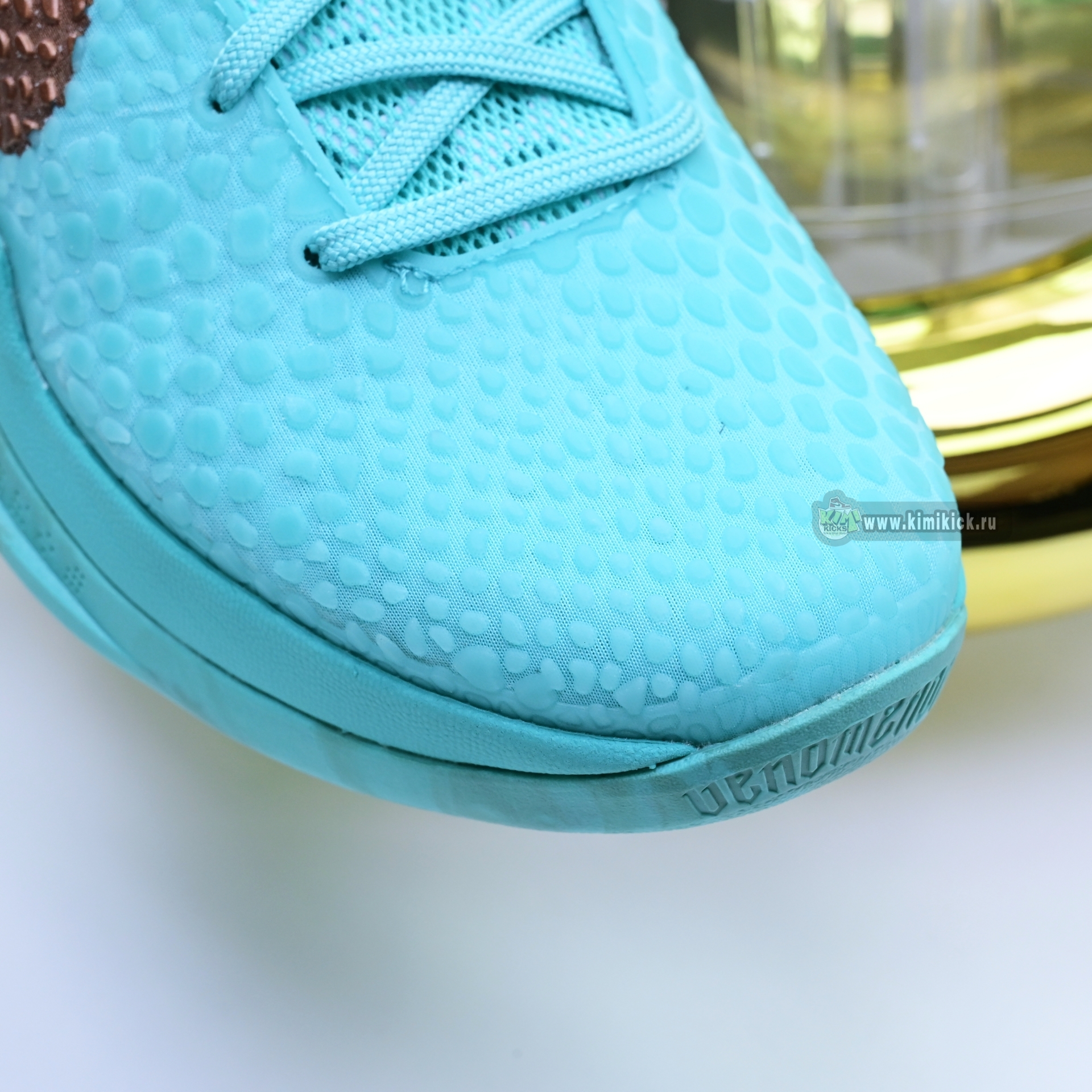 Jalen Brunson x Nike Zoom Kobe 6 Protro Statue of Liberty PE  IQ5774-300