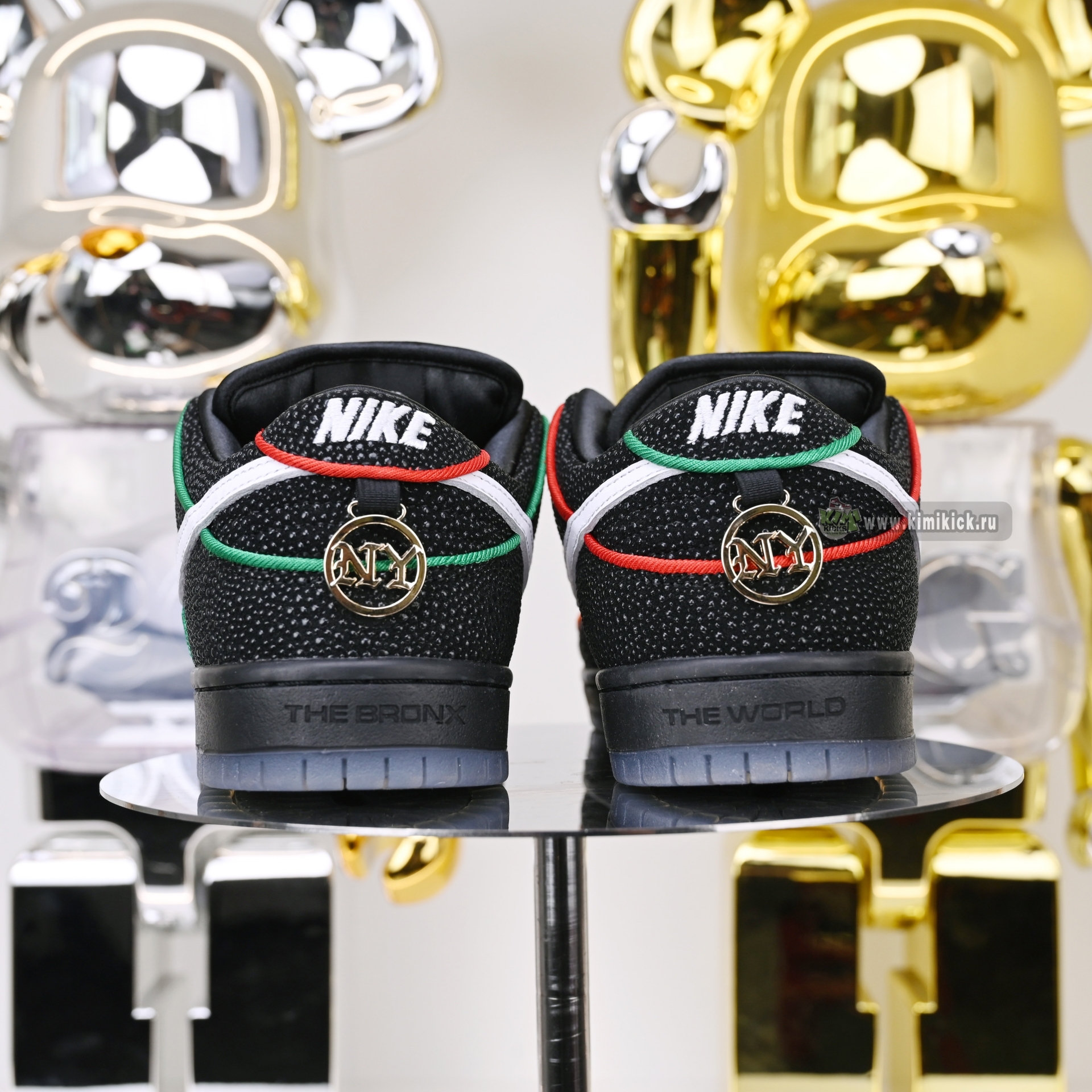 Bronx Girls Skate x Nike Dunk SB Low Pro QS  HV1664-001