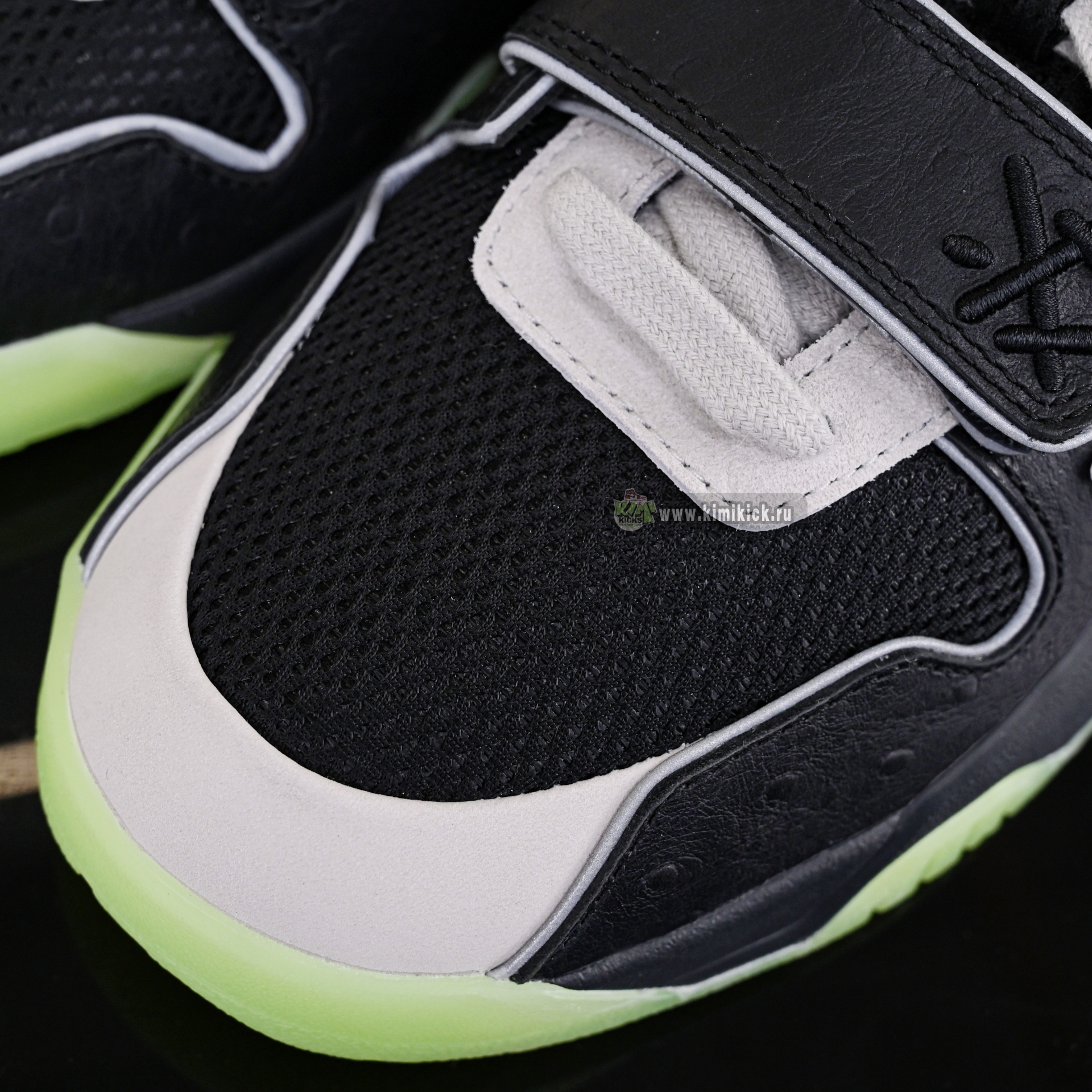 Travis Scott x Chase B x Jordan Jumpman Jack  IH7971-001