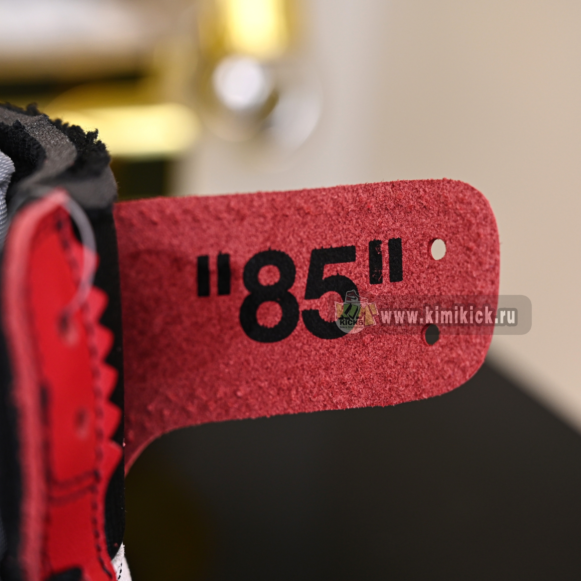 OFF-WHITE X AIR JORDAN 1 RETRO HIGH OG 'CHICAGO'