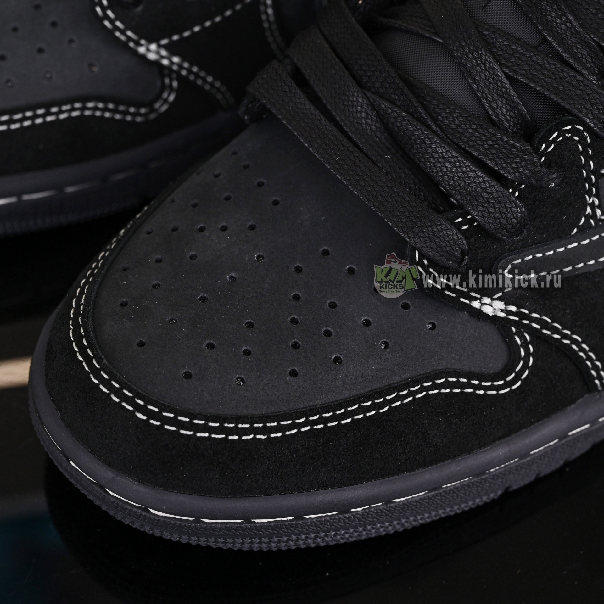 TRAVIS SCOTT X NIKE AIR JORDAN 1 LOW OG “BLACK/PHANTOM” DM7866-001