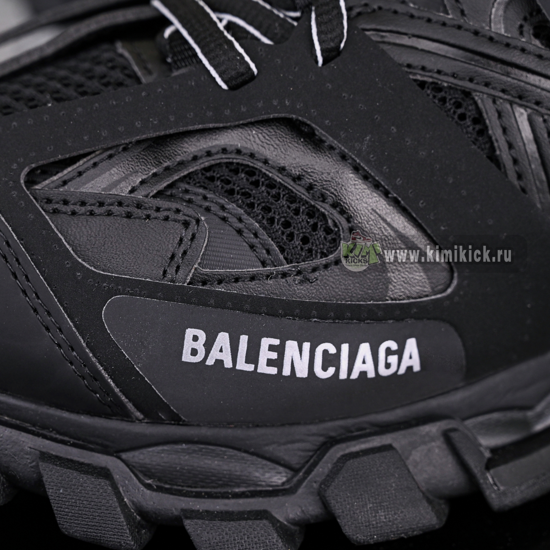 Balenciaga  Track（LED）