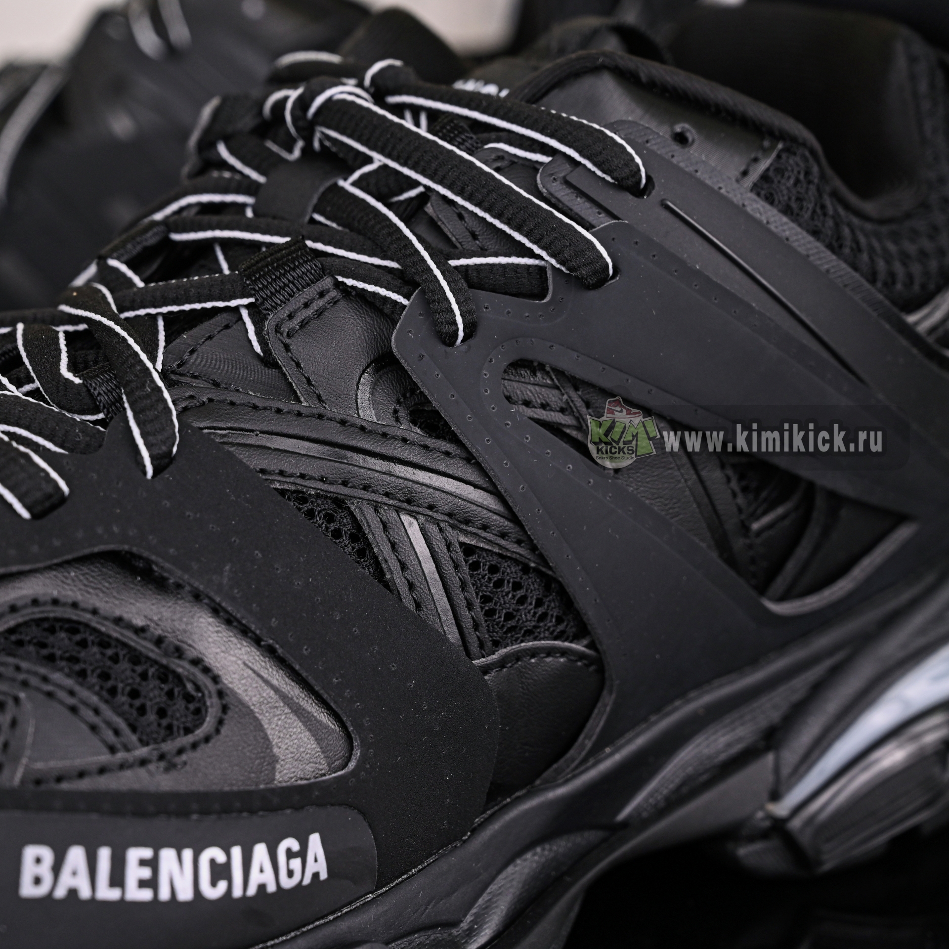 Balenciaga  Track（LED）