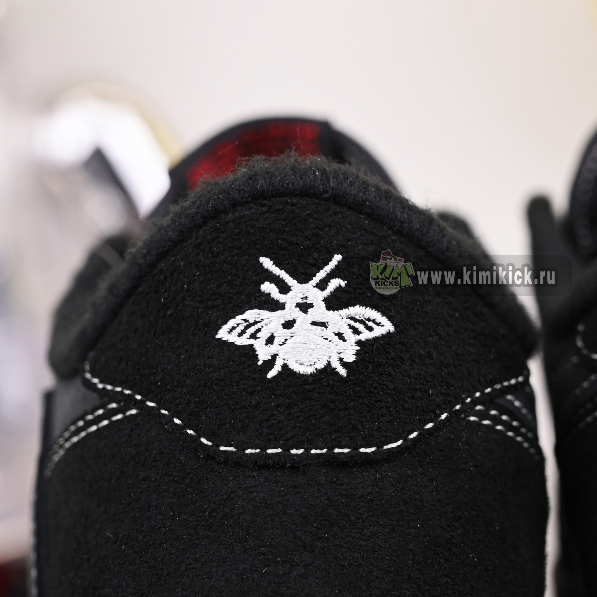 TRAVIS SCOTT X NIKE AIR JORDAN 1 LOW OG “BLACK/PHANTOM” DM7866-001