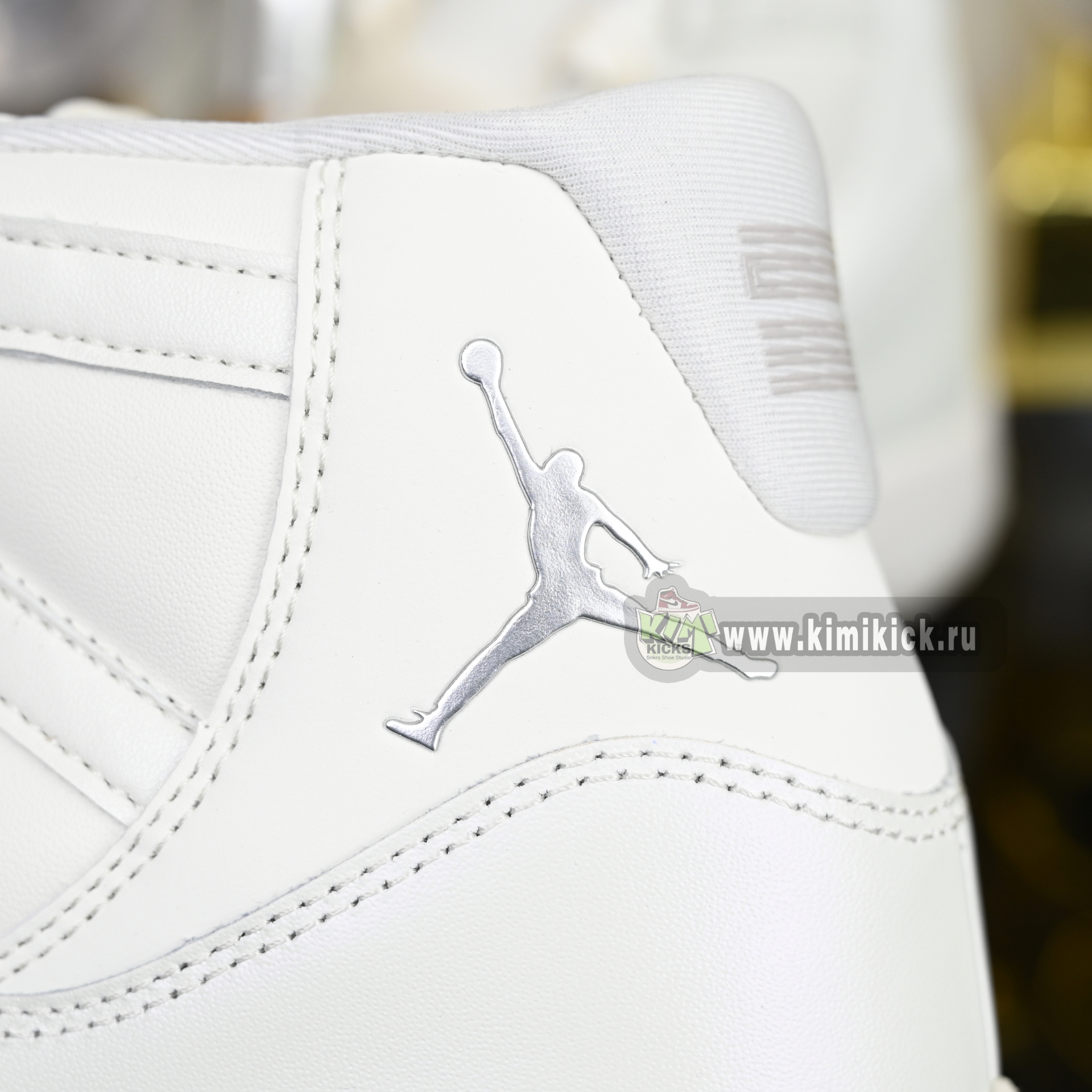 Air Jordan 11 RETRO“Pearl” AR0715-110