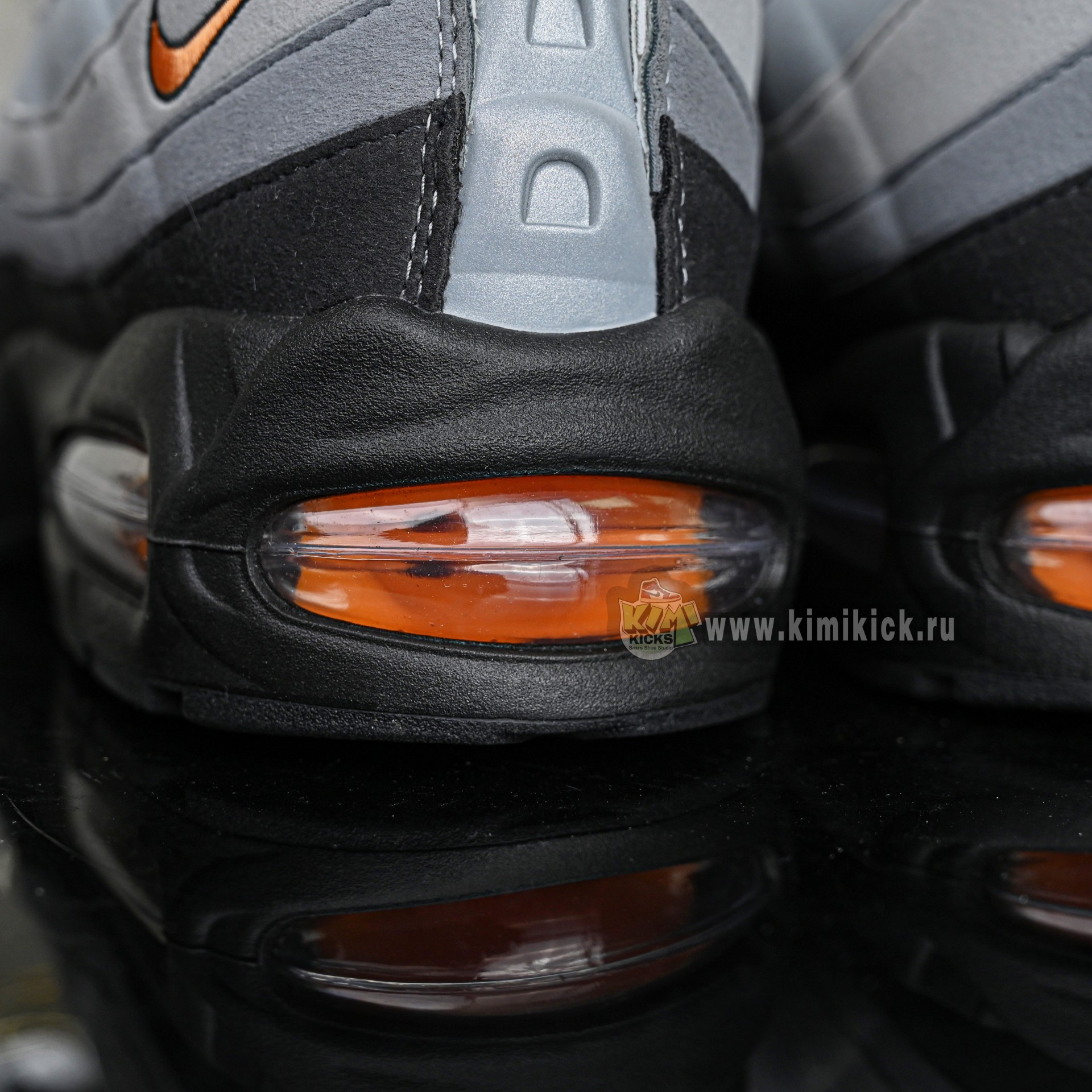 Nike Air Max 95 OG Bright Mandarin  HM4740-101