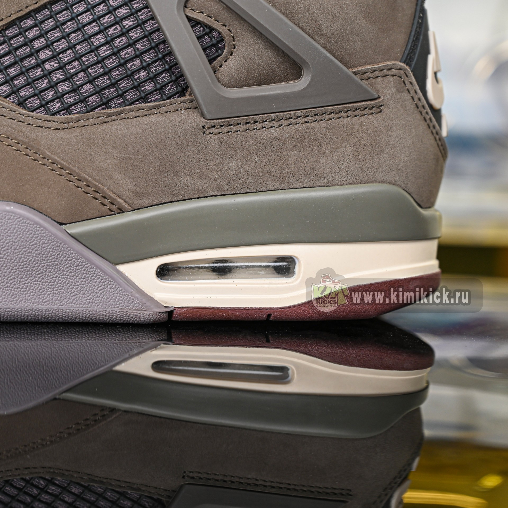 A Ma Maniere x Air Jordan4 Retro SP 