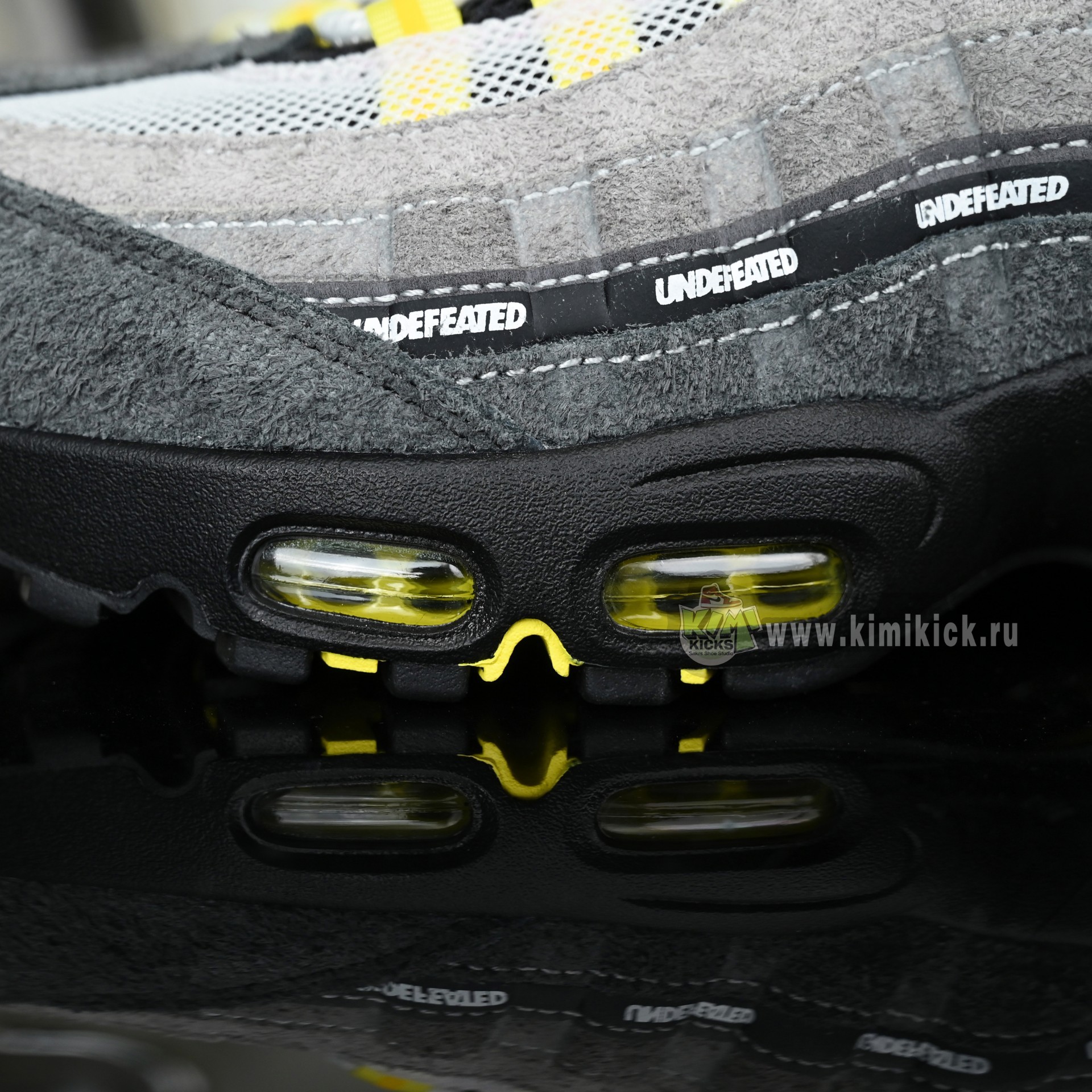UNDEFEATED x Nike Air Max 95 SP  IB4523-002