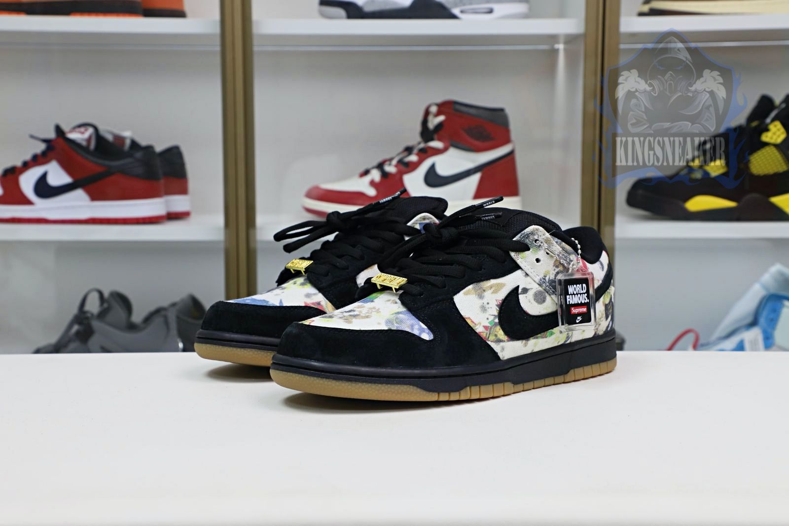 Supreme xNike SB DunkLow