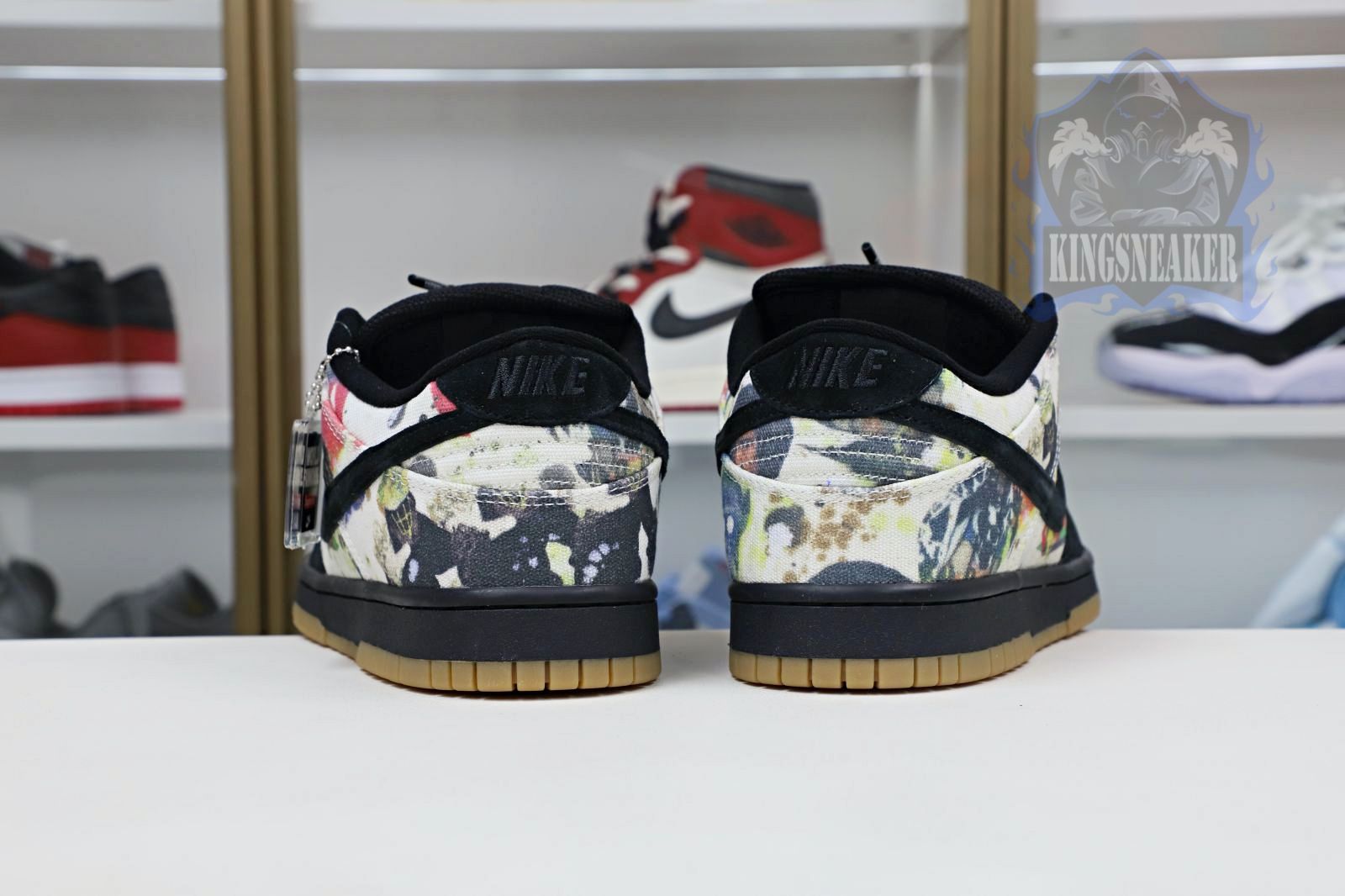 Supreme xNike SB DunkLow