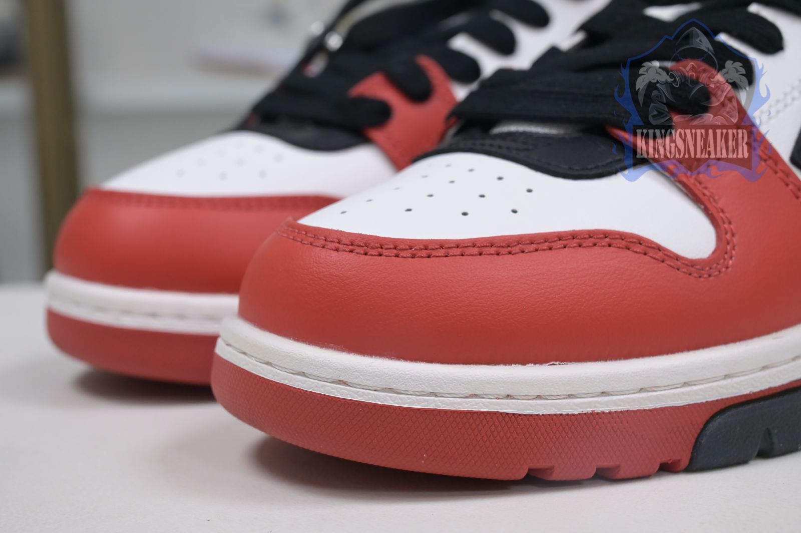 OFF-WHITE Ous Of Office