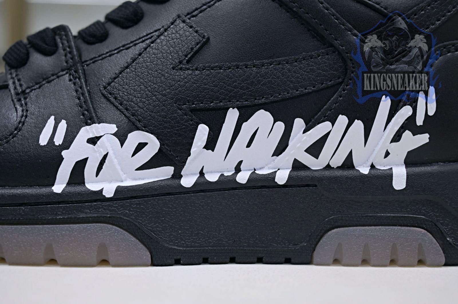 OFF-WHITE Ous Of Office