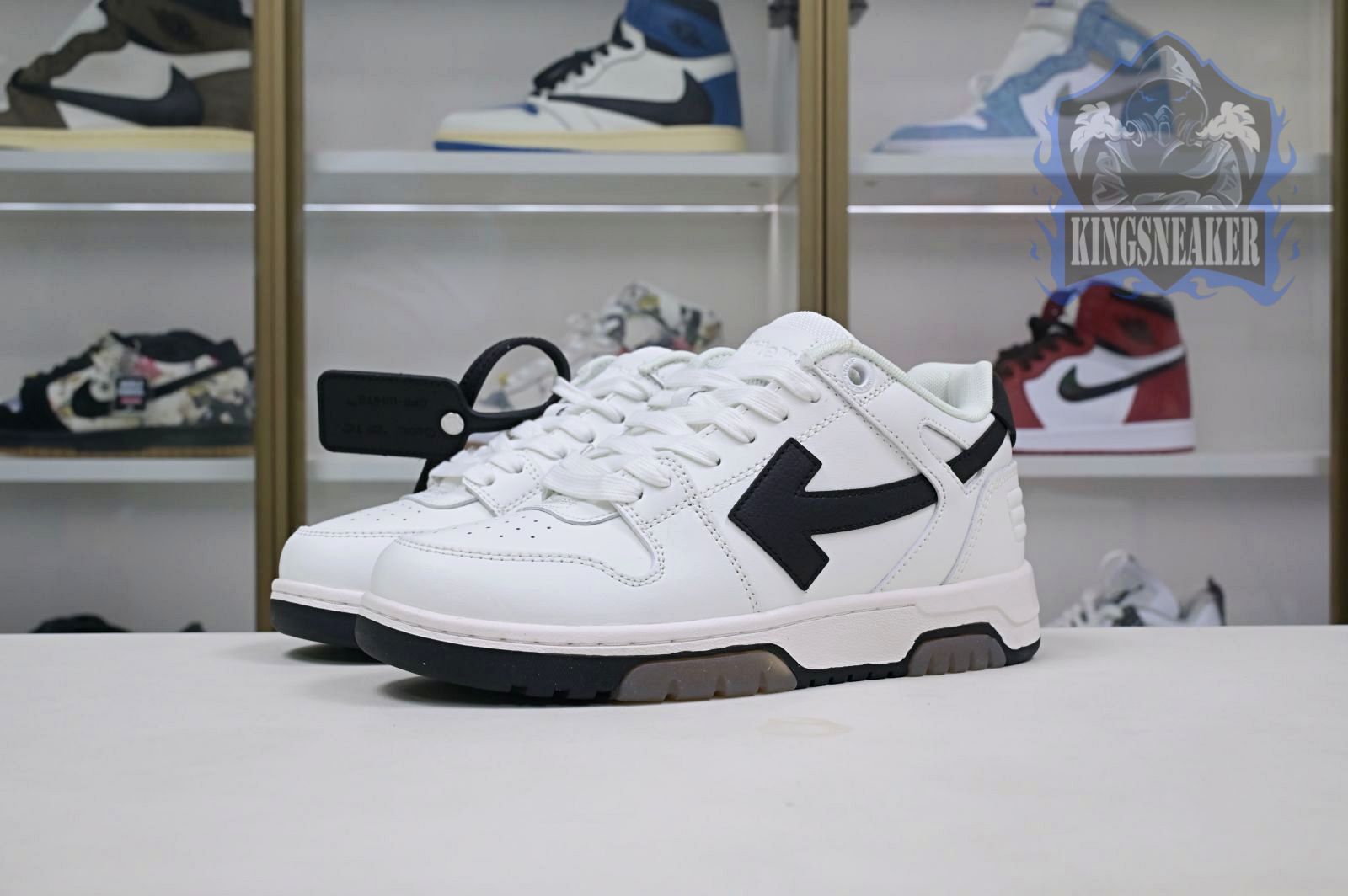 OFF-WHITE Ous Of Office