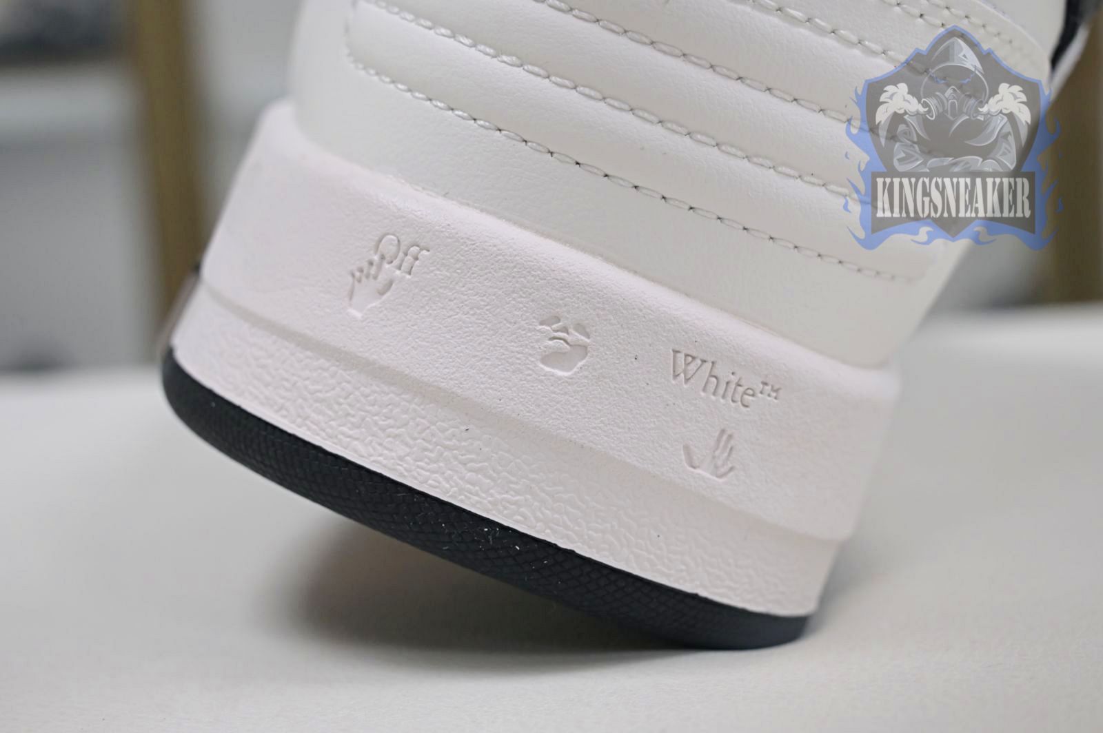 OFF-WHITE Ous Of Office