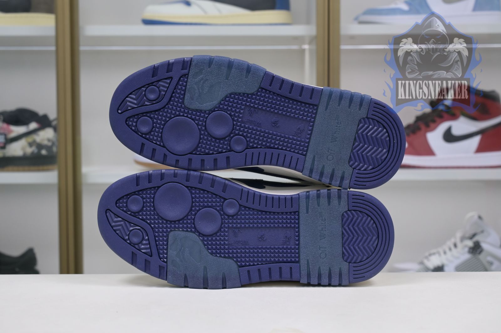 OFF-WHITE Ous Of Office