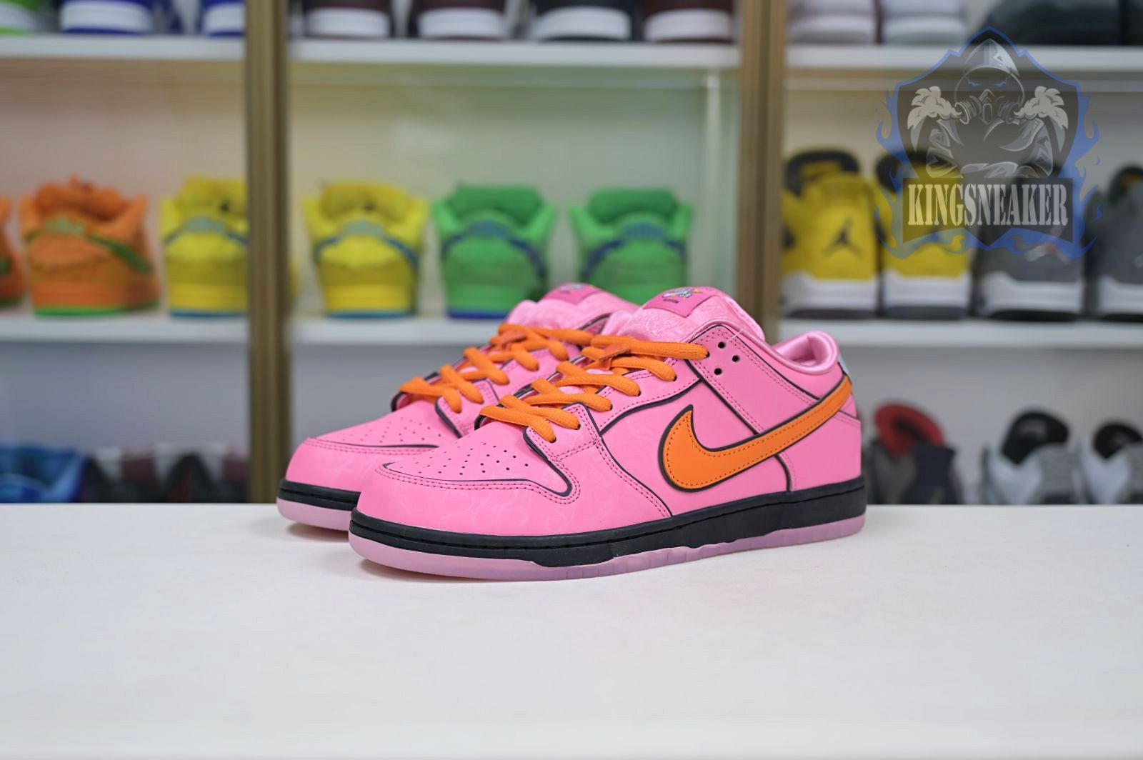The Powerpuff Girls x Nike Dunk SB Low