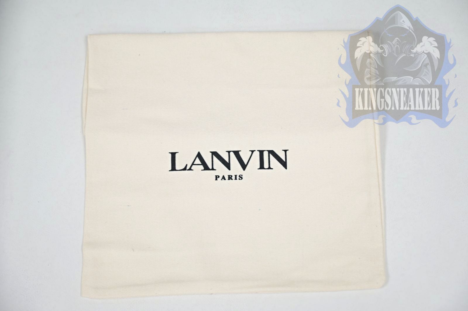 Lanv*n  Curb